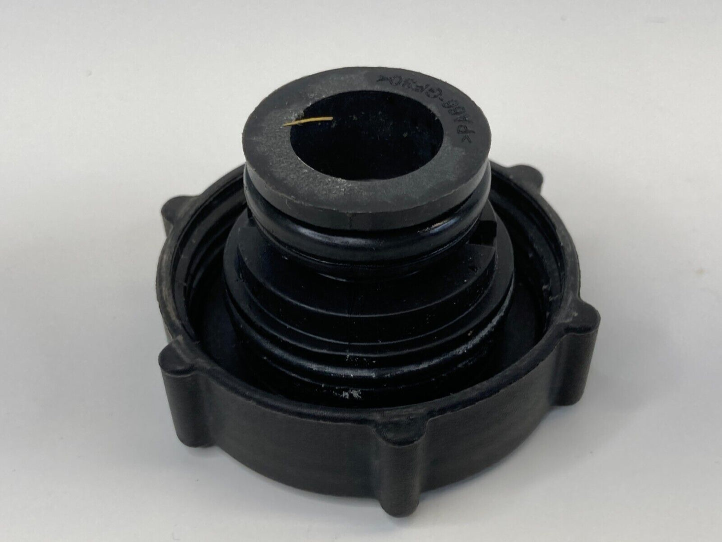 2001-2012 Ford Escape Radiator Engine Coolant Reservoir Cap Cover YL84-8100-AA