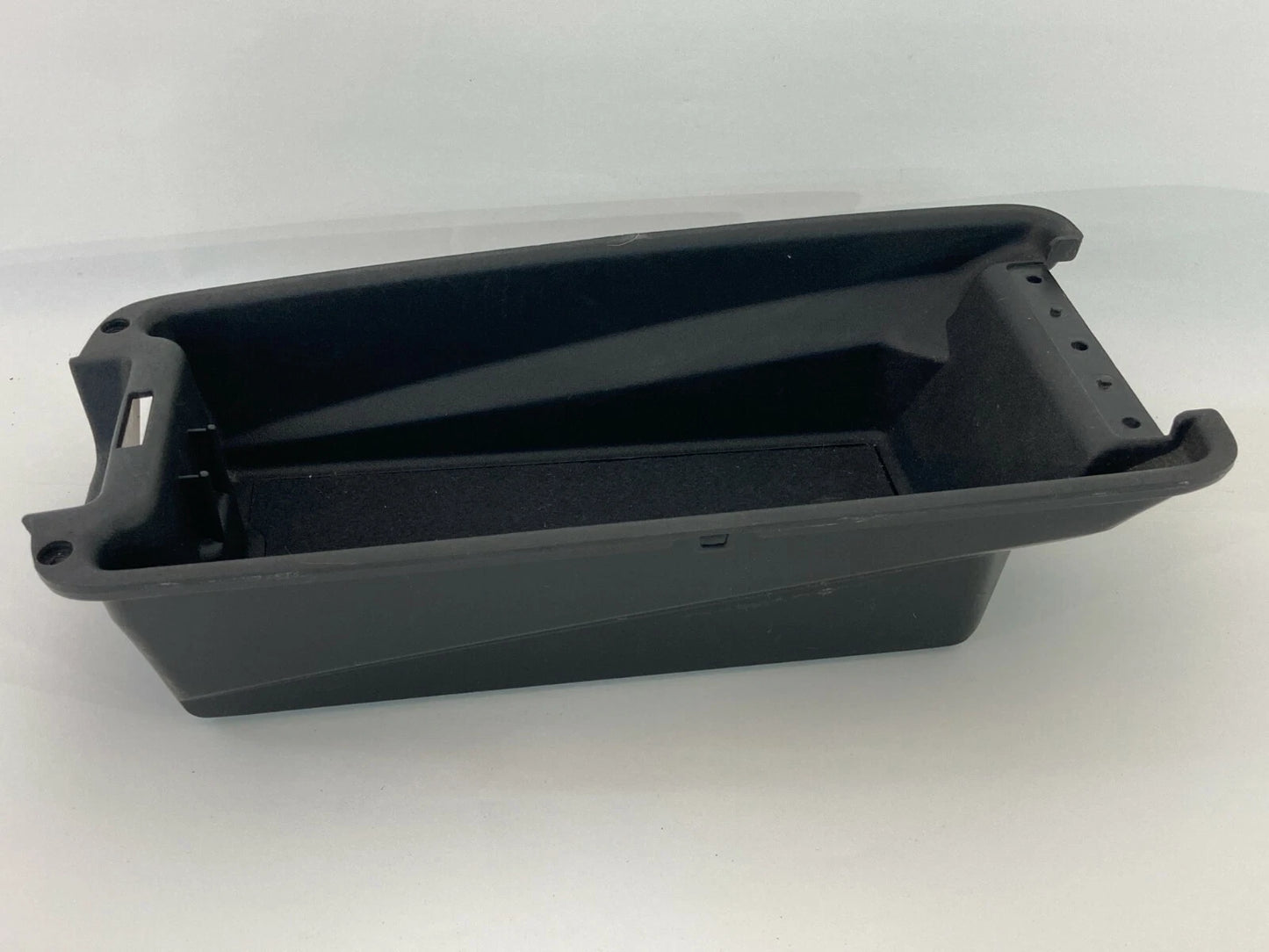 2005 06 07 08 2009 CHEVROLET EQUINOX CENTER CONSOLE STORAGE COMPARTMENT TRAY OEM