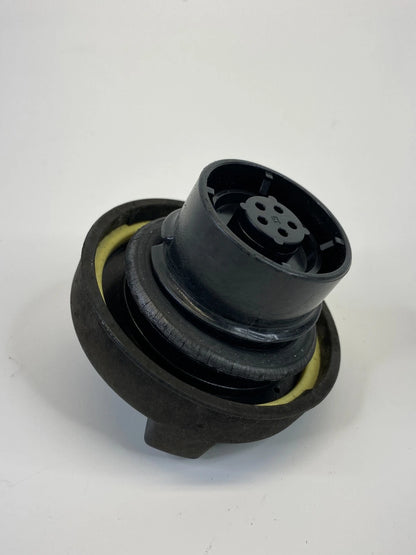 2012-2017 HYUNDAI ACCENT 11-16 HYUNDAI ELANTRA GAS FUEL FILLER TANK CAP