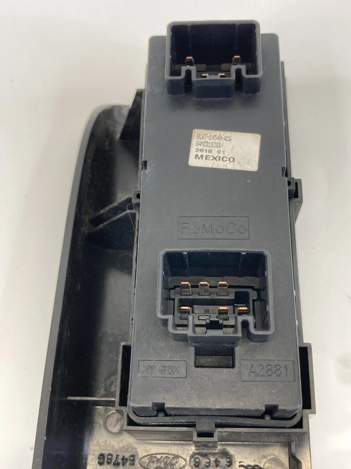 2008-2011 FORD FOCUS FRONT LEFT SIDE DOOR POWER MASTER WINDOW SWITCH 8L8T-14540
