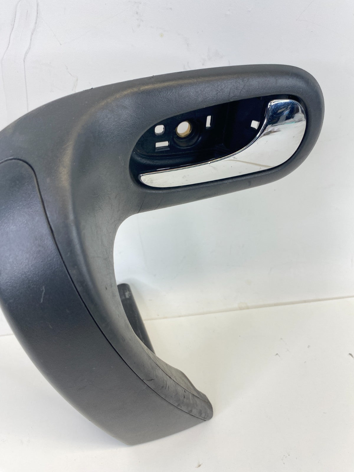 2008-2012 Buick Enclave Rear Right Interior Door Grab Pull Handle Assembly OEM