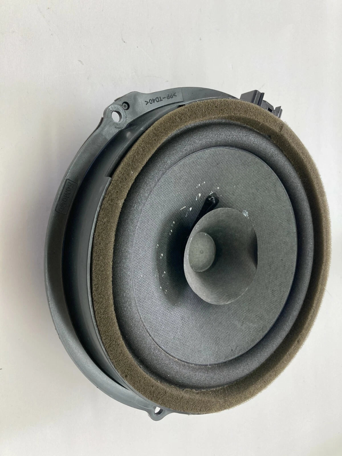 2014-2019 FORD FIESTA REAR RIGHT PASSENGER DOOR SPEAKER AUDIO 8A6T-18808-CC OEM