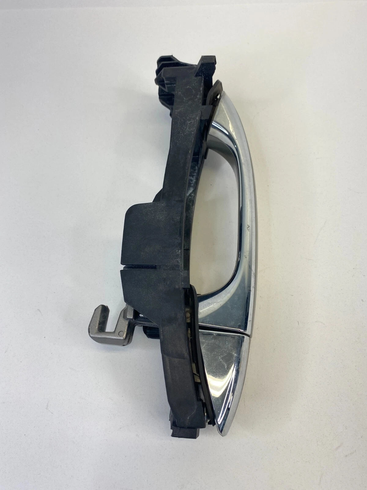 2003-2005 MERCEDES-BENZ E320 SEDAN REAR RIGHT SIDE EXTERIOR OUTER DOOR HANDLE