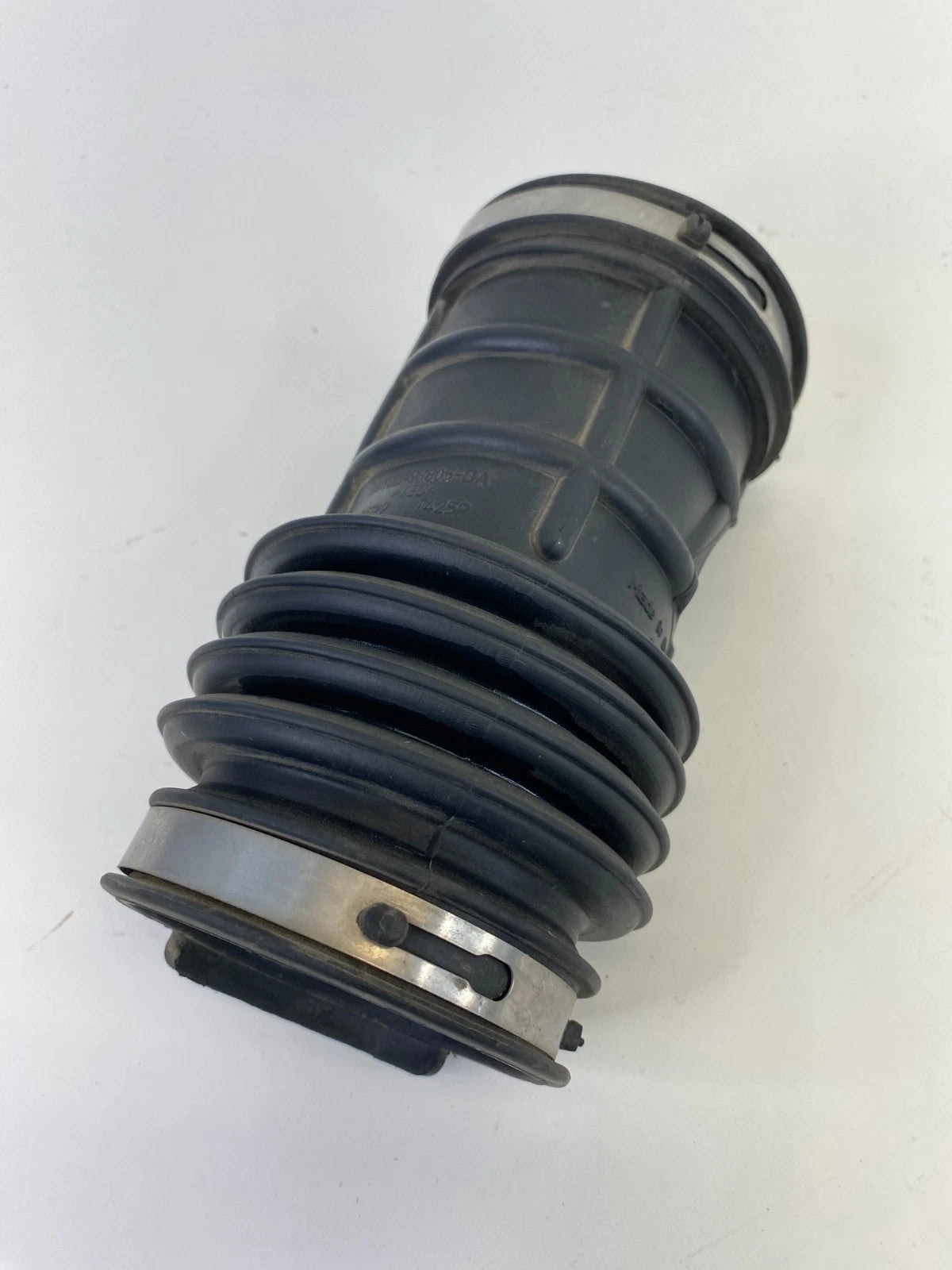 13-19 FORD TAURUS INTERCEPTOR SEDAN 3.5L AIR CLEANER INTAKE HOSE DA83-9F805-DA