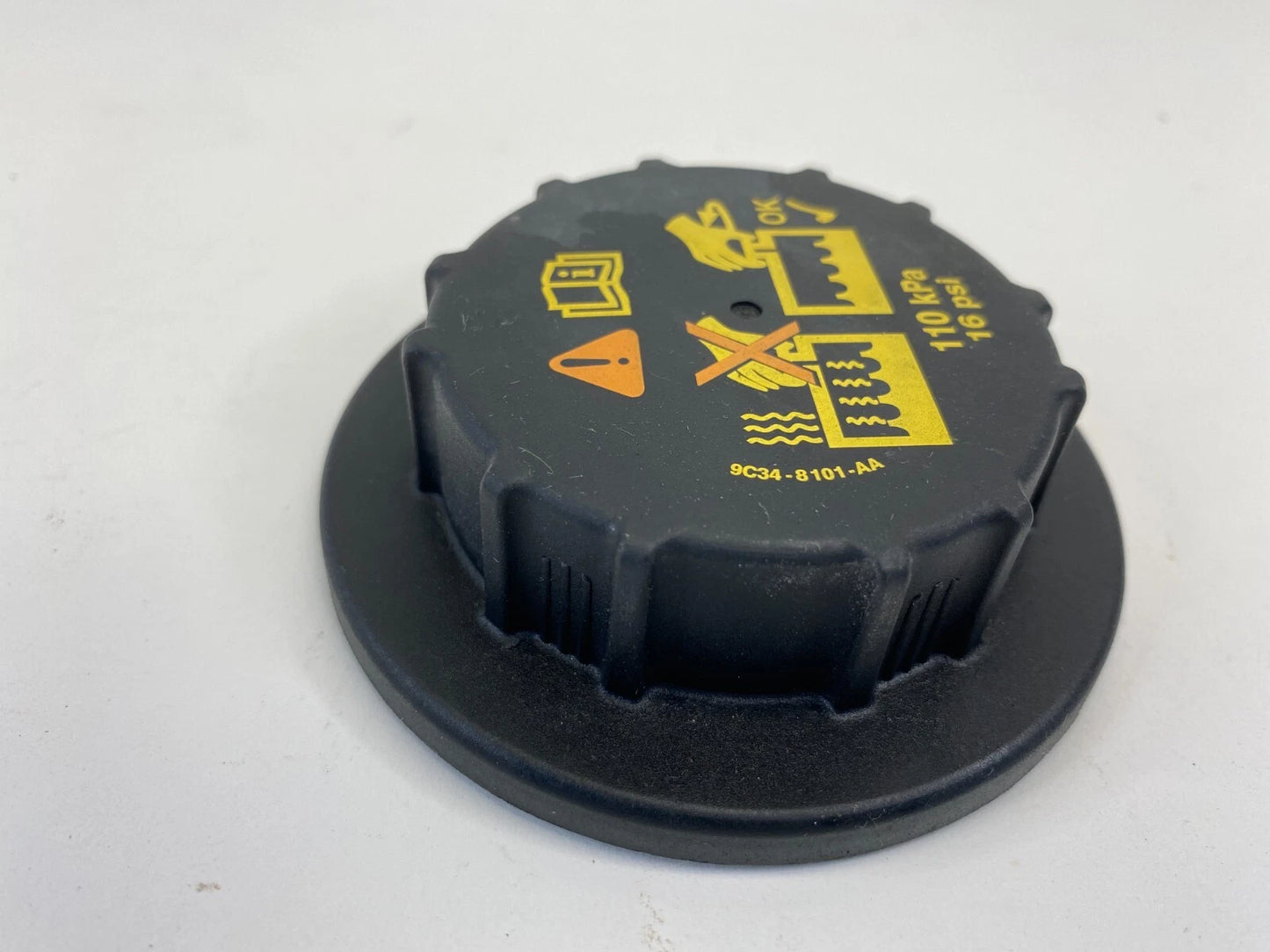 2009-2019 FORD FLEX 3.5L V6 24V RADIATOR COOLANT FLUID TANK CAP LID 9C34-8101-AA