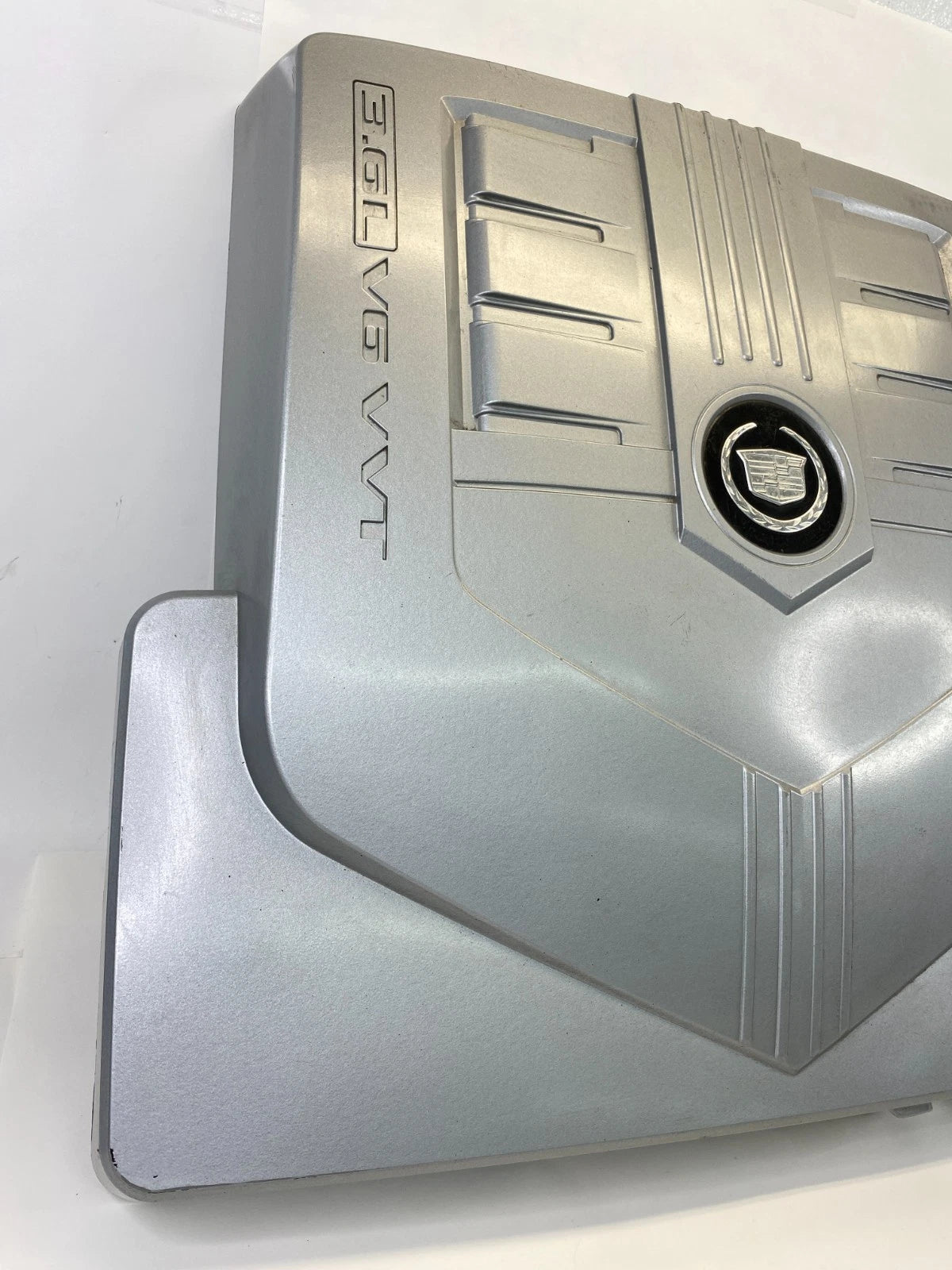 2004-2007 CADILLAC CTS 3.6L ENGINE COVER APPEARANCE TRIM TOP LID