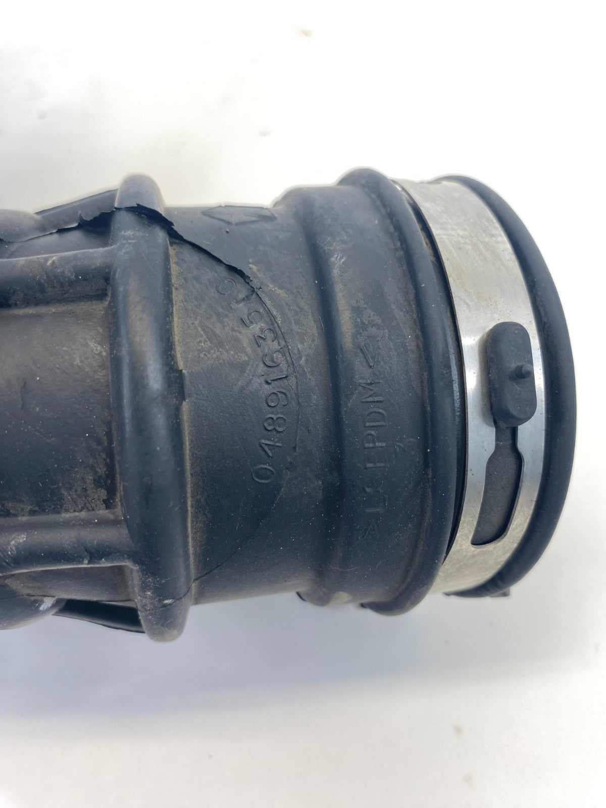 2008-2014 Dodge Avenger 2.4L Air Intake Cleaner Duct Hose Tube Pipe 04891635AC