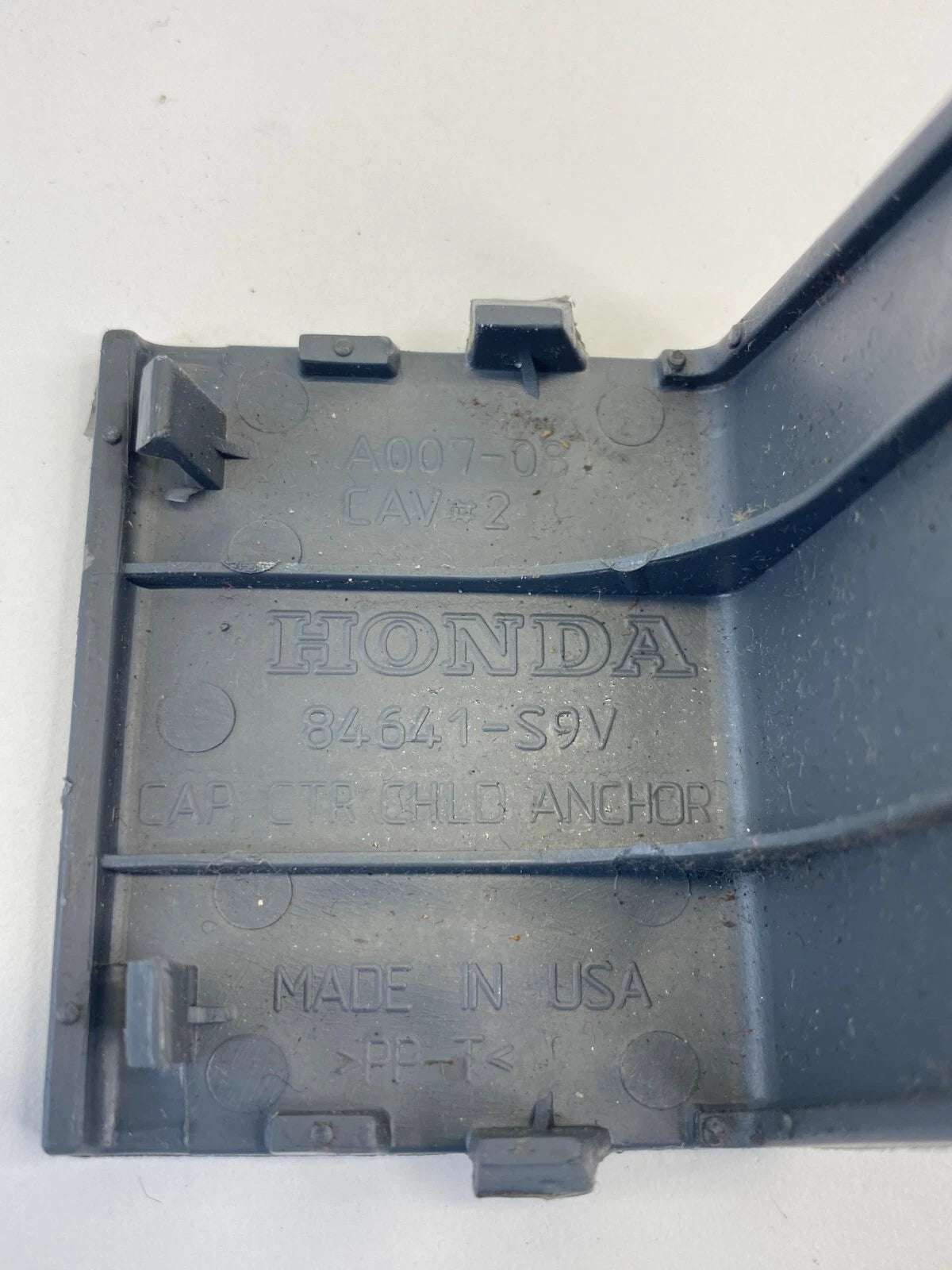 2003-2008 HONDA PILOT REAR CENTER SEAT CHILD ANCHOR COVER CAP 84641-S9VA OEM