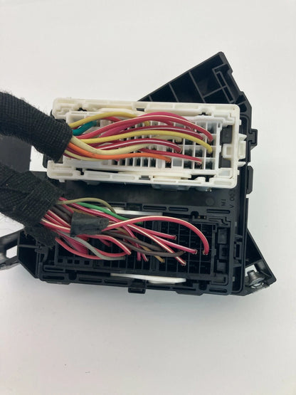 2005-2007 SATURN RELAY 05-08 UPLANDER FUSE BOX RELAY JUNCTION BLOCK 15209933 OEM
