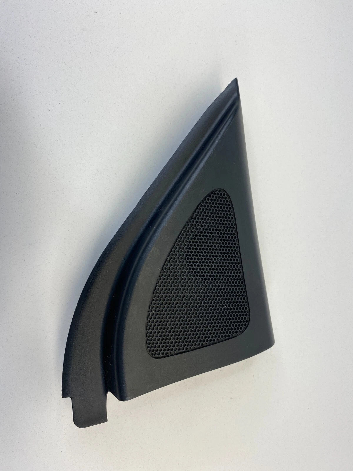 10-13 KIA FORTE FRONT RIGHT SIDE INNER SPEAKER TWEETER W COVER TRIM 87660-1M000