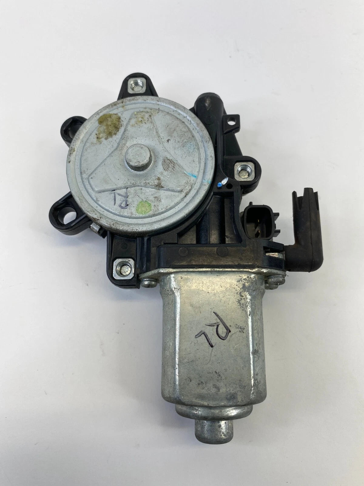 2007 08 09 10 11 2012 NISSAN VERSA REAR LEFT SIDE DOOR WINDOW MOTOR 82731-AX00A