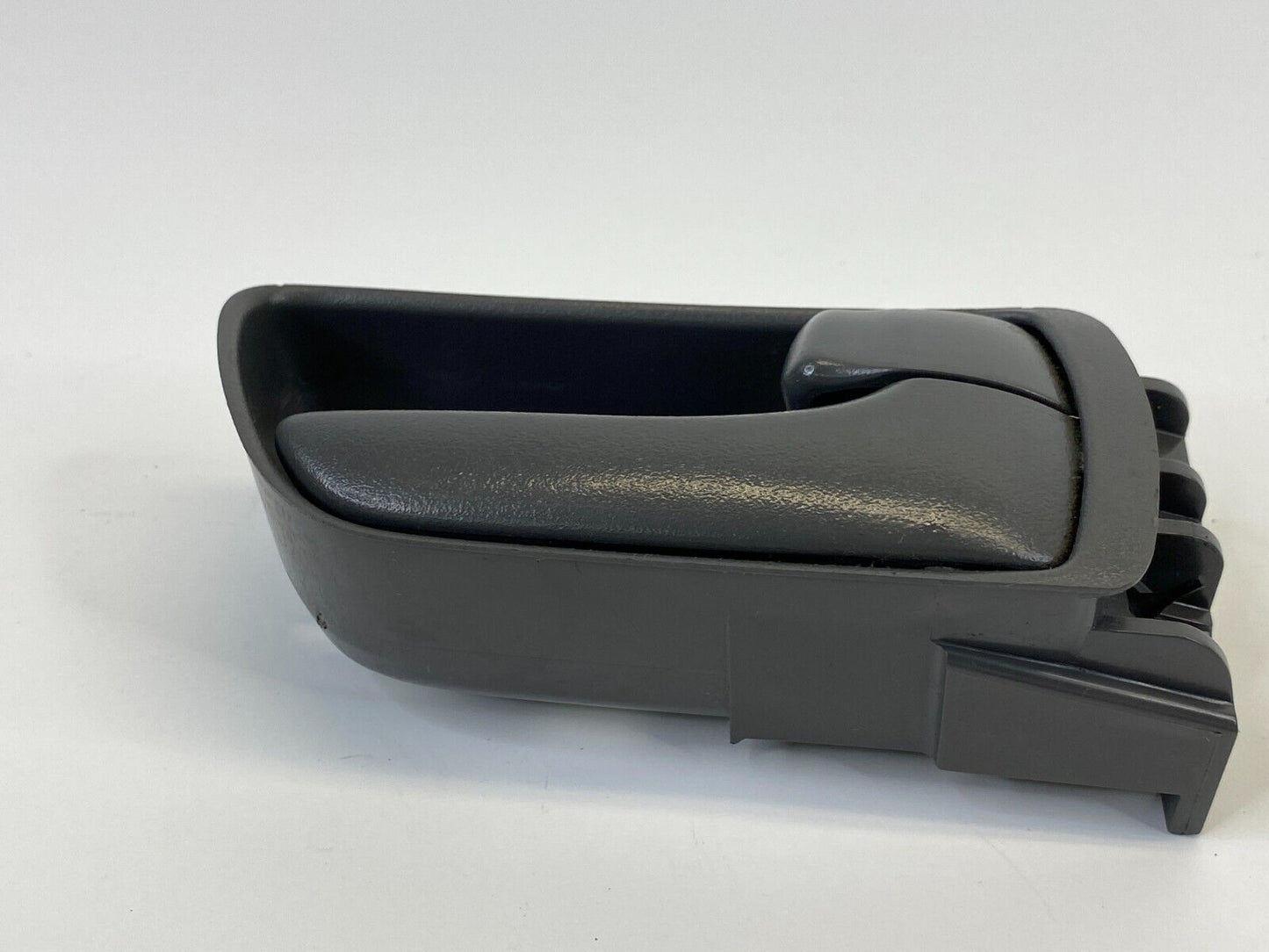 04-10 Toyota Sienna CE & LE Front Right Passenger Interior Inner Door Handle