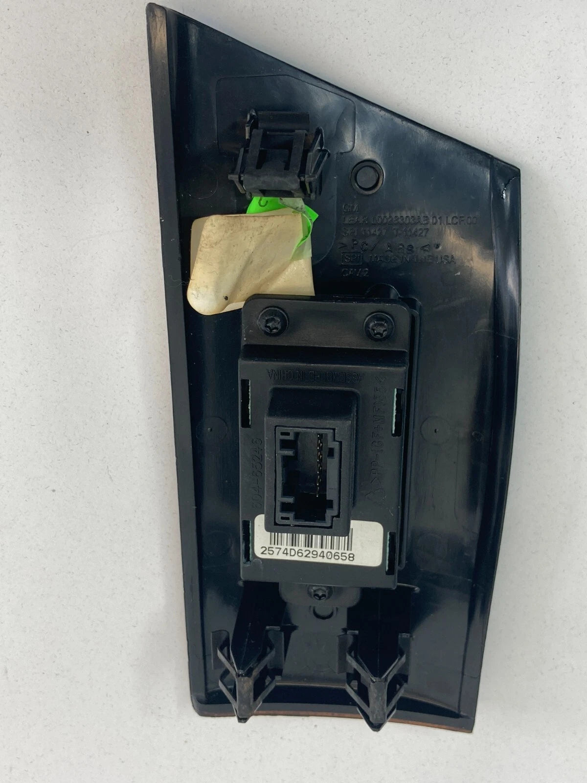 2006-2011 CADILLAC DTS FRONT DRIVER INFORMATION TRACTION CONTROL SWITCH W/ PANEL