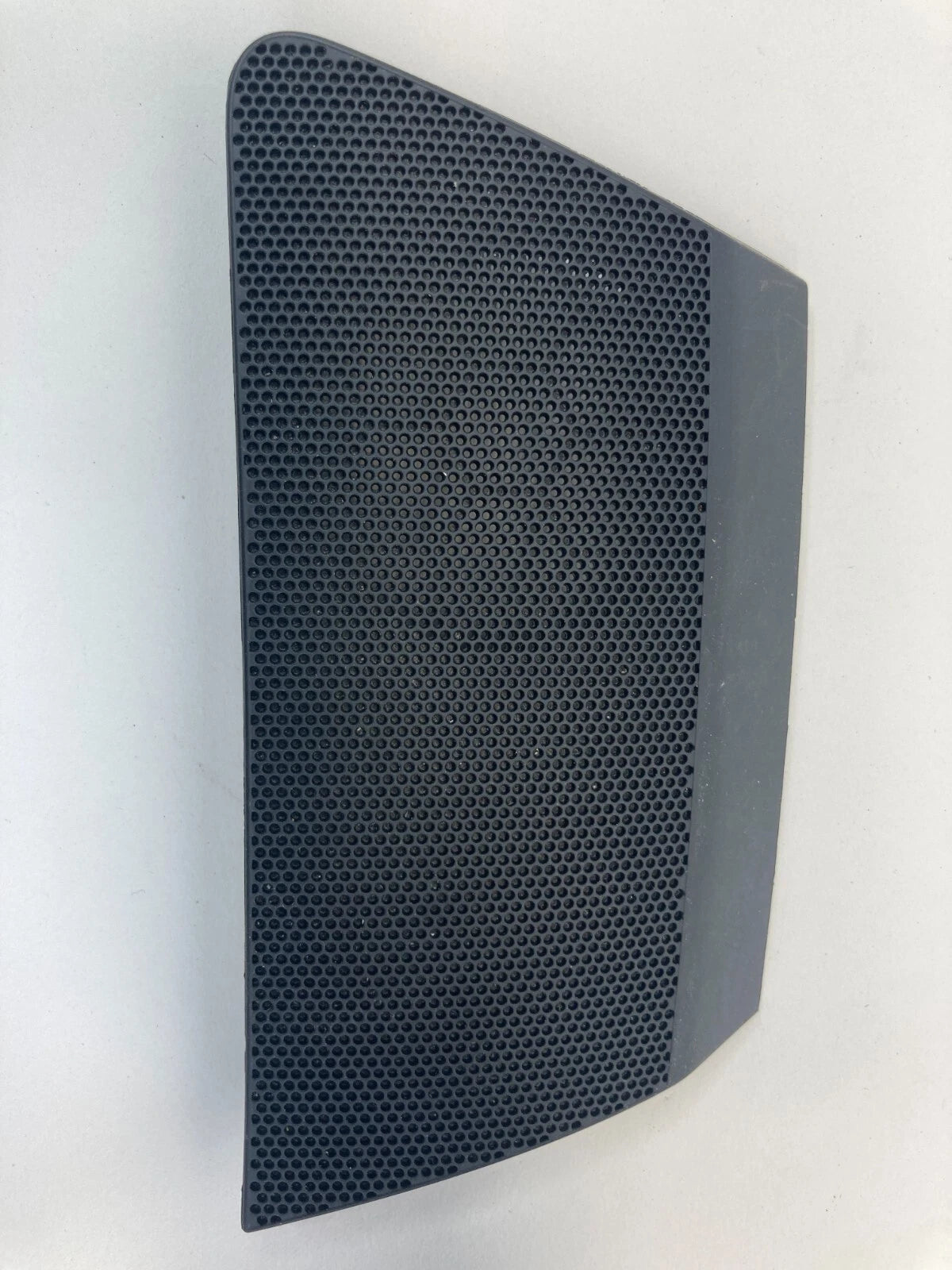 2012-2019 VW PASSAT DASH FRONT RIGHT PASSENGER SIDE SPEAKER GRILLE COVER OEM