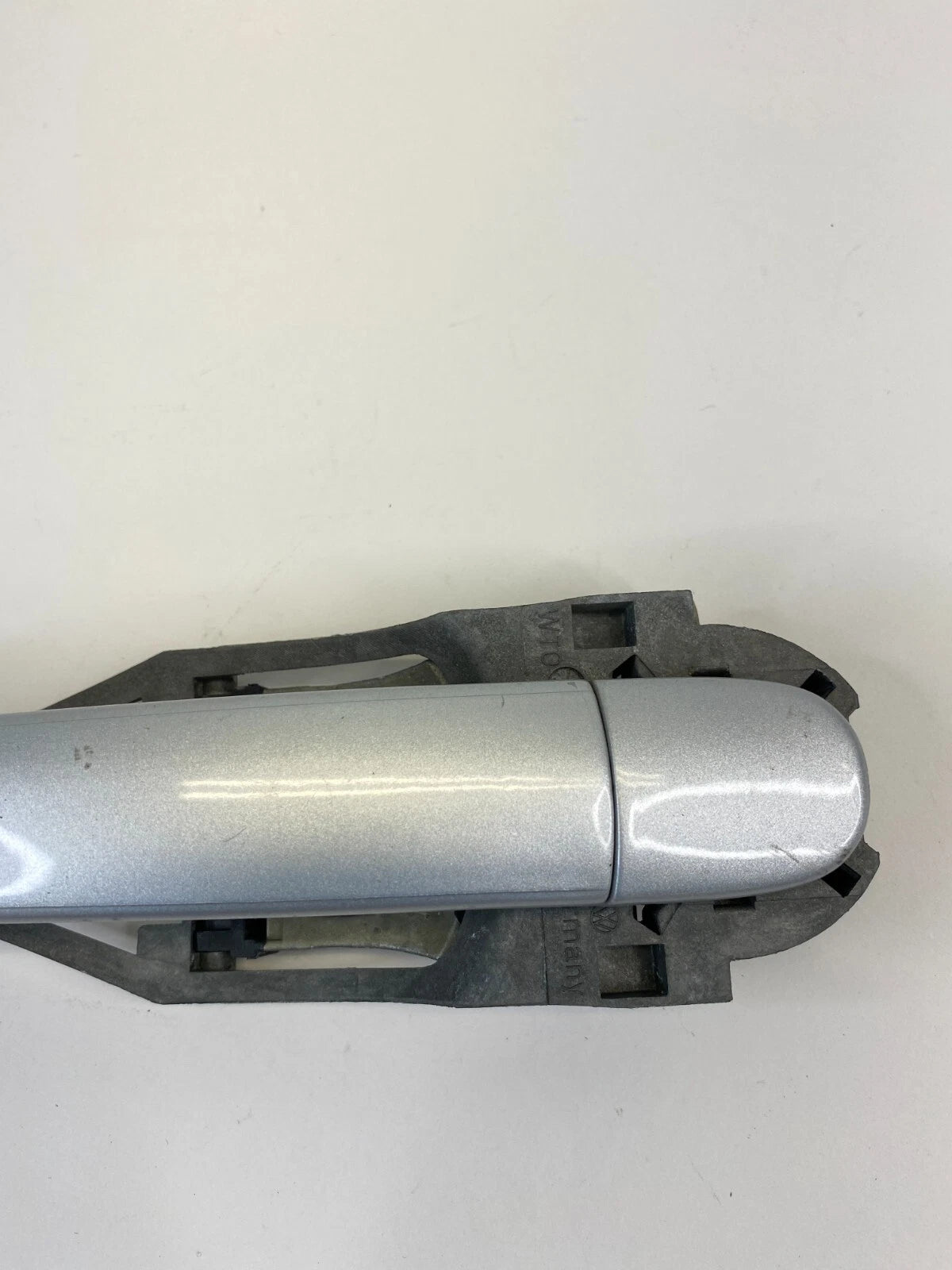 98-05 VOLKSWAGEN PASSAT REAR RIGHT BACK SIDE EXTERIOR DOOR HANDLE 3B0837885D OEM