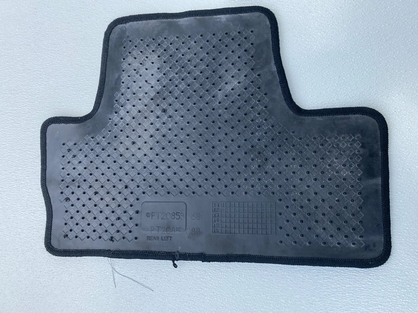 06-13 LEXUS IS250 IS350 FR RR INTERIOR FLOOR MATS CARPERTS SET OF 3 20853068 OEM