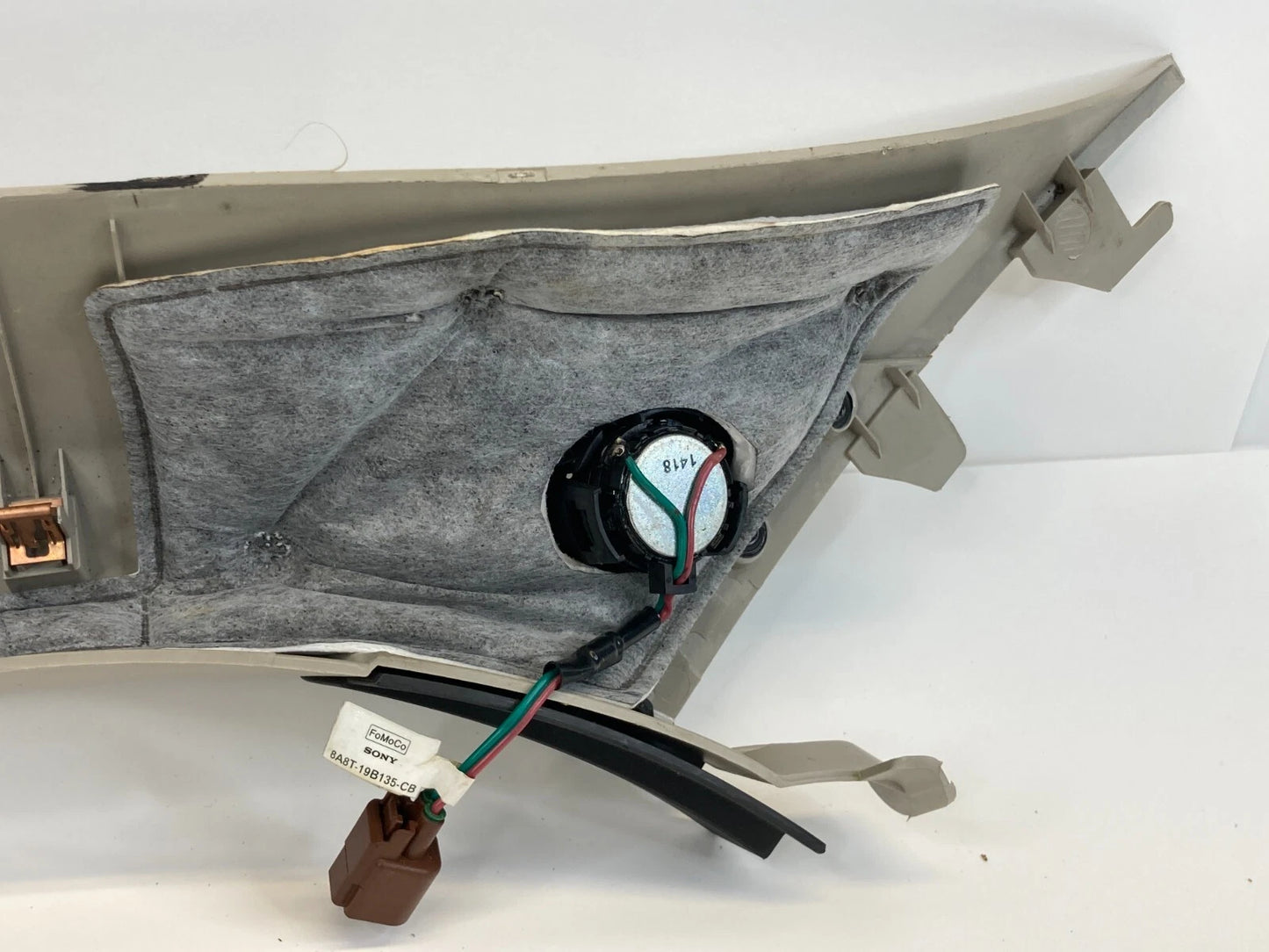2009-2012 FORD FLEX FRONT RIGHT SIDE A PILLAR TRIM W/ TWEETER 8A83-7403512 OEM