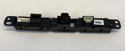 2009-2012 CHEVY TRAVERSE DASH HAZARD LIGHT INFO CONTROL SWITCH PANEL 25828898
