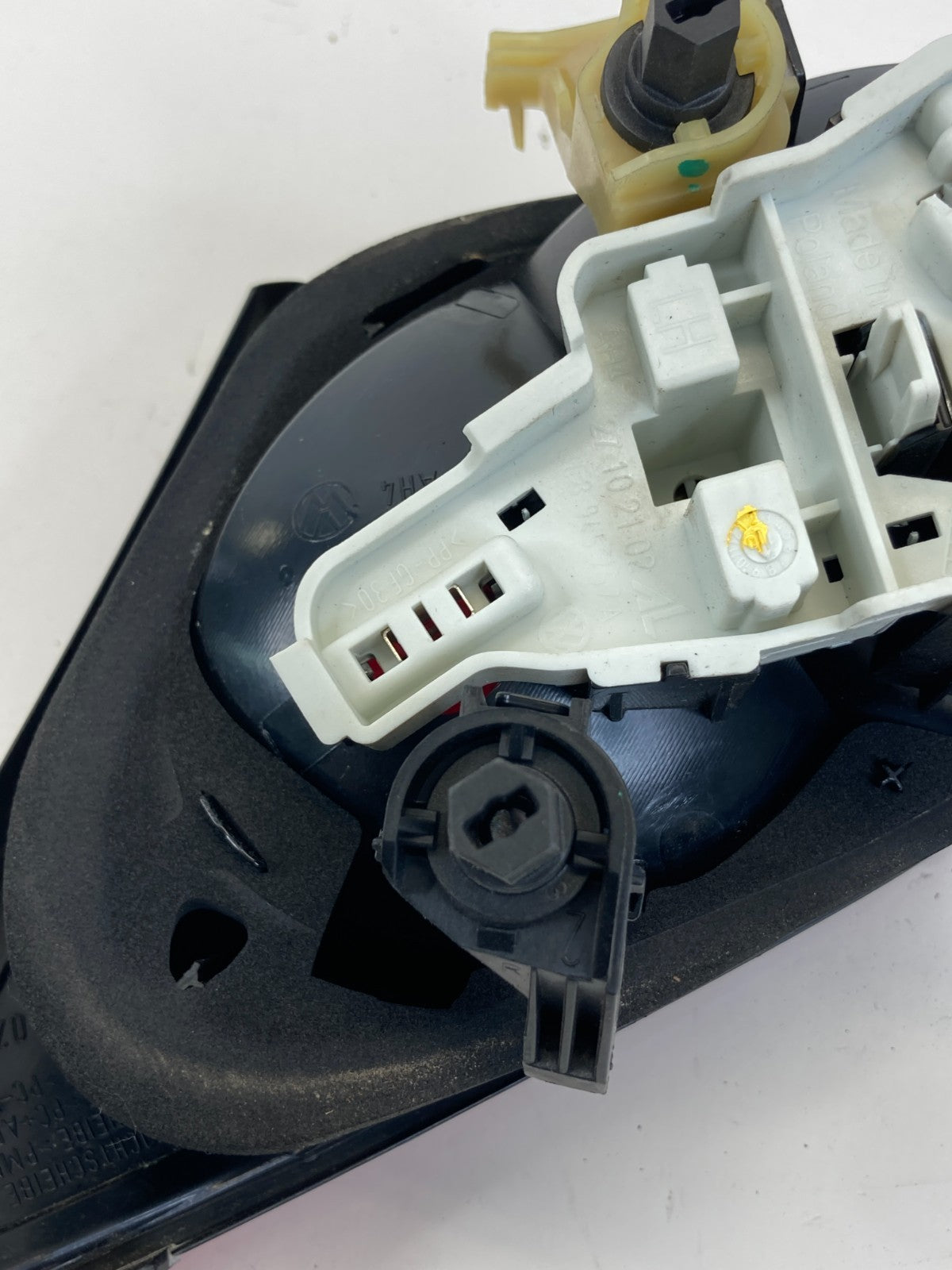 2009-2012 VW Volkswagen CC Rear Left Inner Trunk Tail Light Taillight 27109002