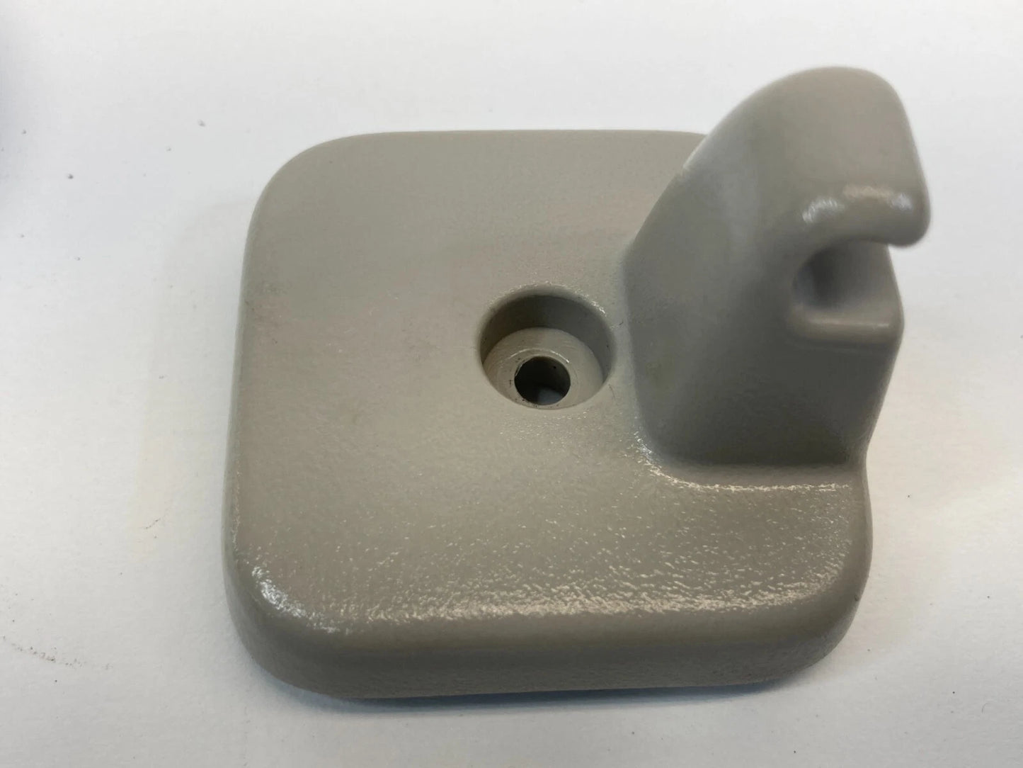 2009-2012 FORD TAURUS SUNVISOR SUN VISOR SHADE CLIP RETAINER 8A83-7404132-A OEM
