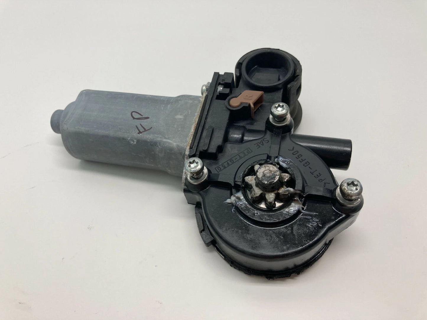 03-08 TOYOTA COROLLA MATRIX 02-06 CAMRY FRONT RIGHT DOOR WINDOW MOTOR 85710AA050