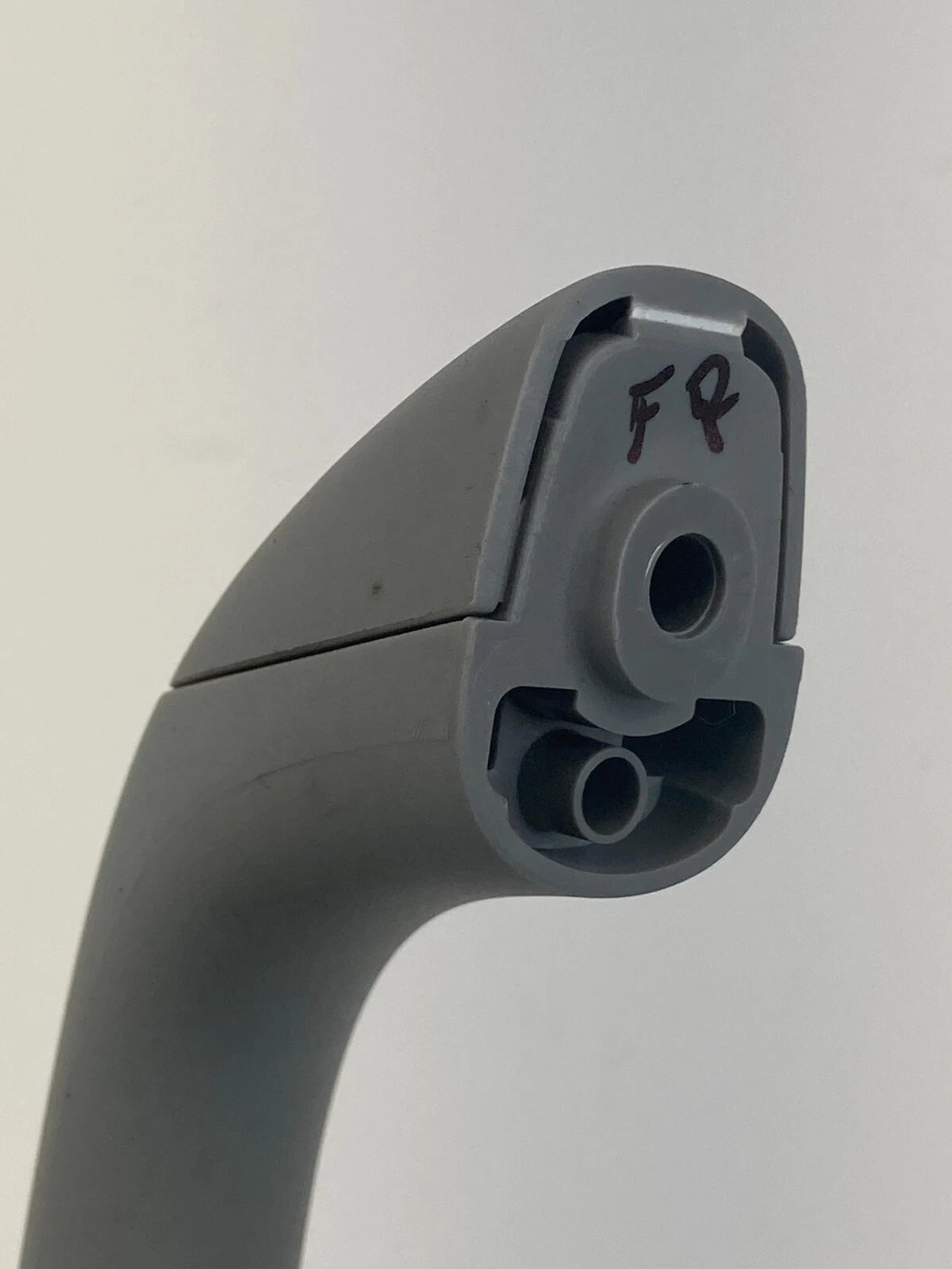 2001-2007 TOYOTA HIGHLANDER FRONT RIGHT ROOF INNER GRAB GRIP ASSIST HANDLE OEM