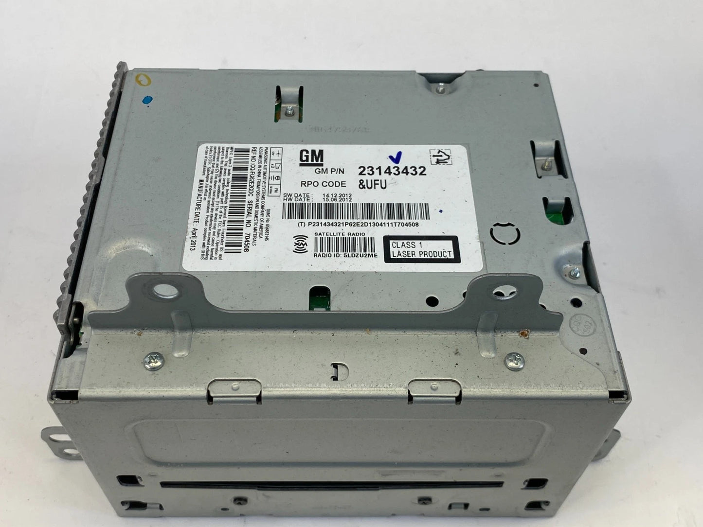 2013 13 GMC TERRAIN RADIO AM/FM CD PLAYER RECEIVER MODULE UNIT 23143432 OEM