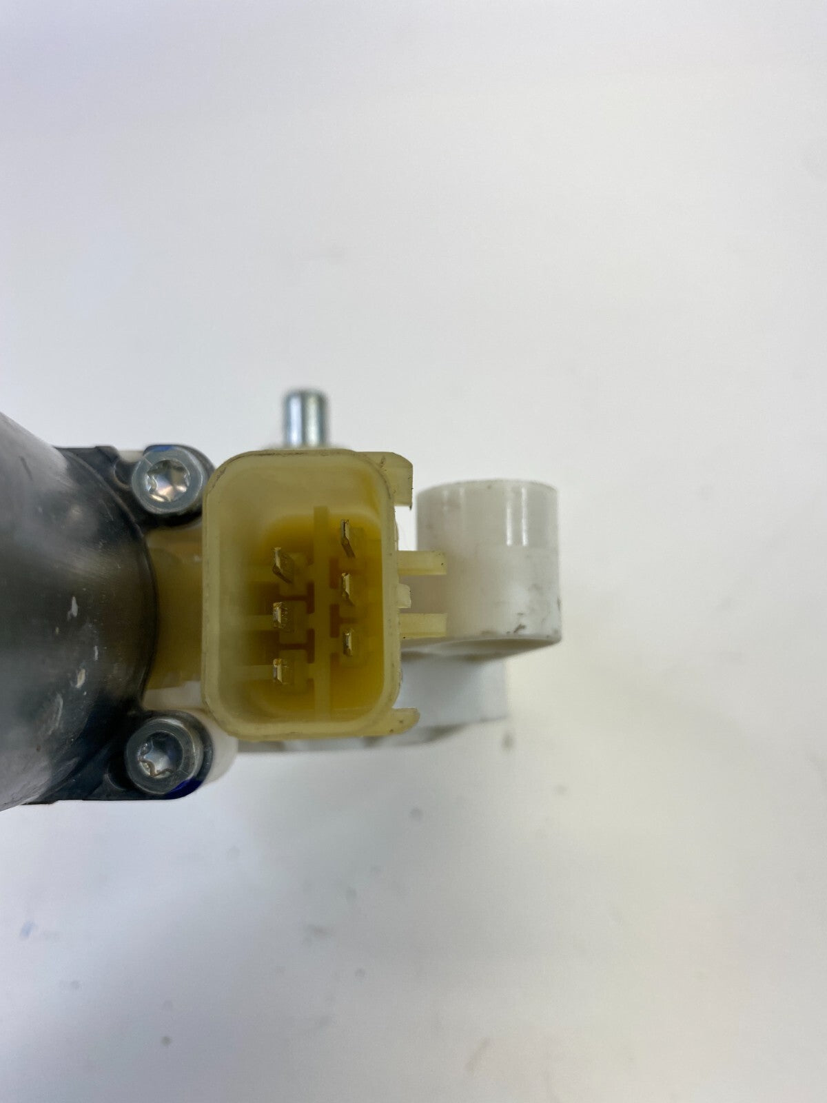 2008-2016 Chrysler Town & Country Front Right Door Window Motor 0130821470 OEM