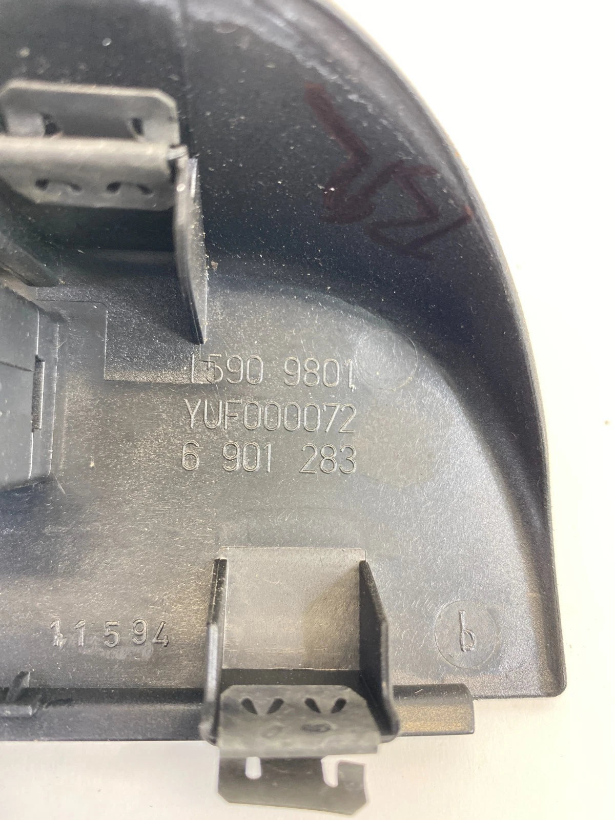 03-13 LAND ROVER RANGE ROVER REAR RIGHT SIDE DOOR POWER WINDOW SWITCH 6901283