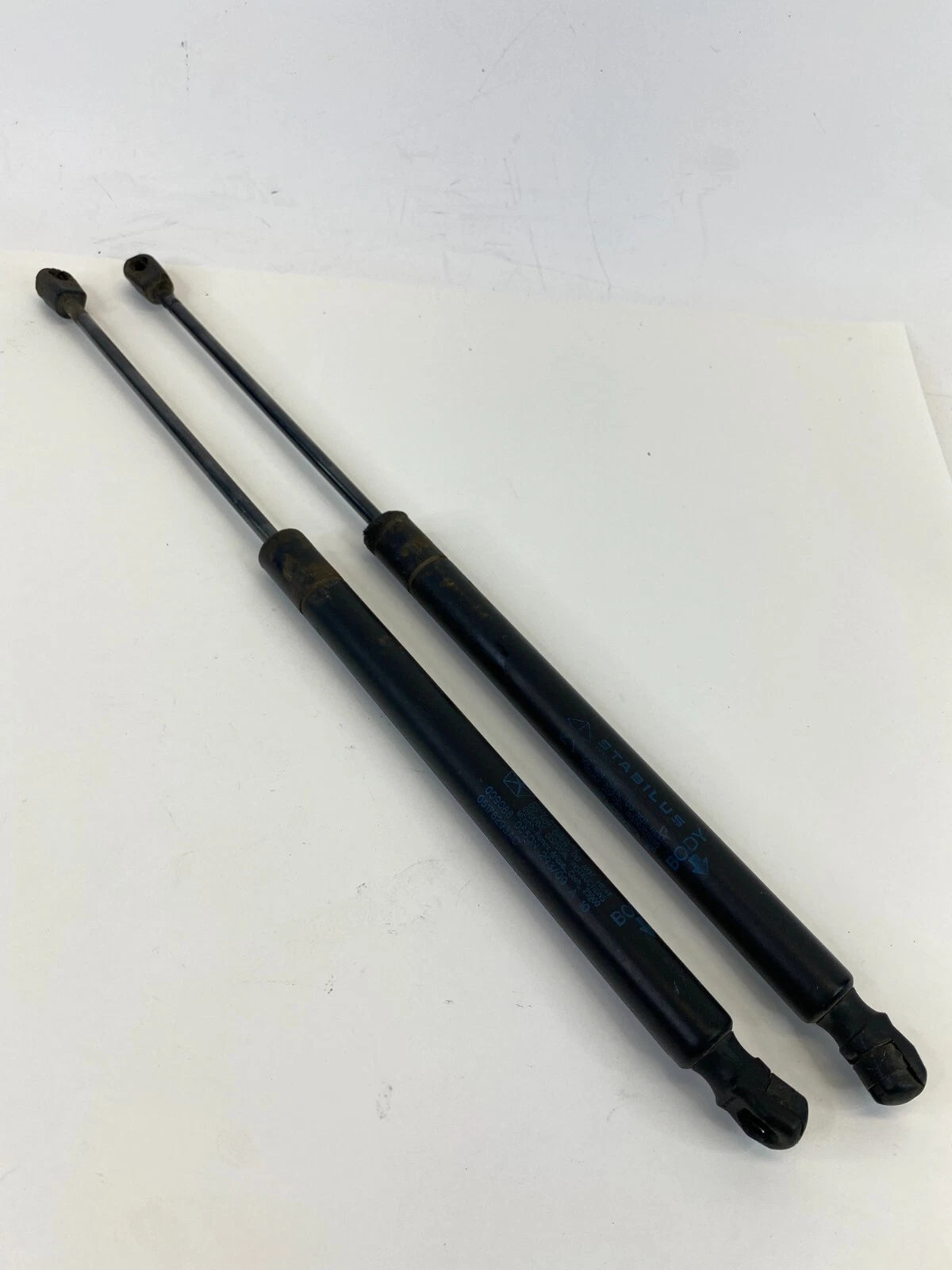 09-11 DODGE JOURNEY REAR LIFTGATE TRUNK HATCH LIFT CYLINDER SUPPORT 05178293AC