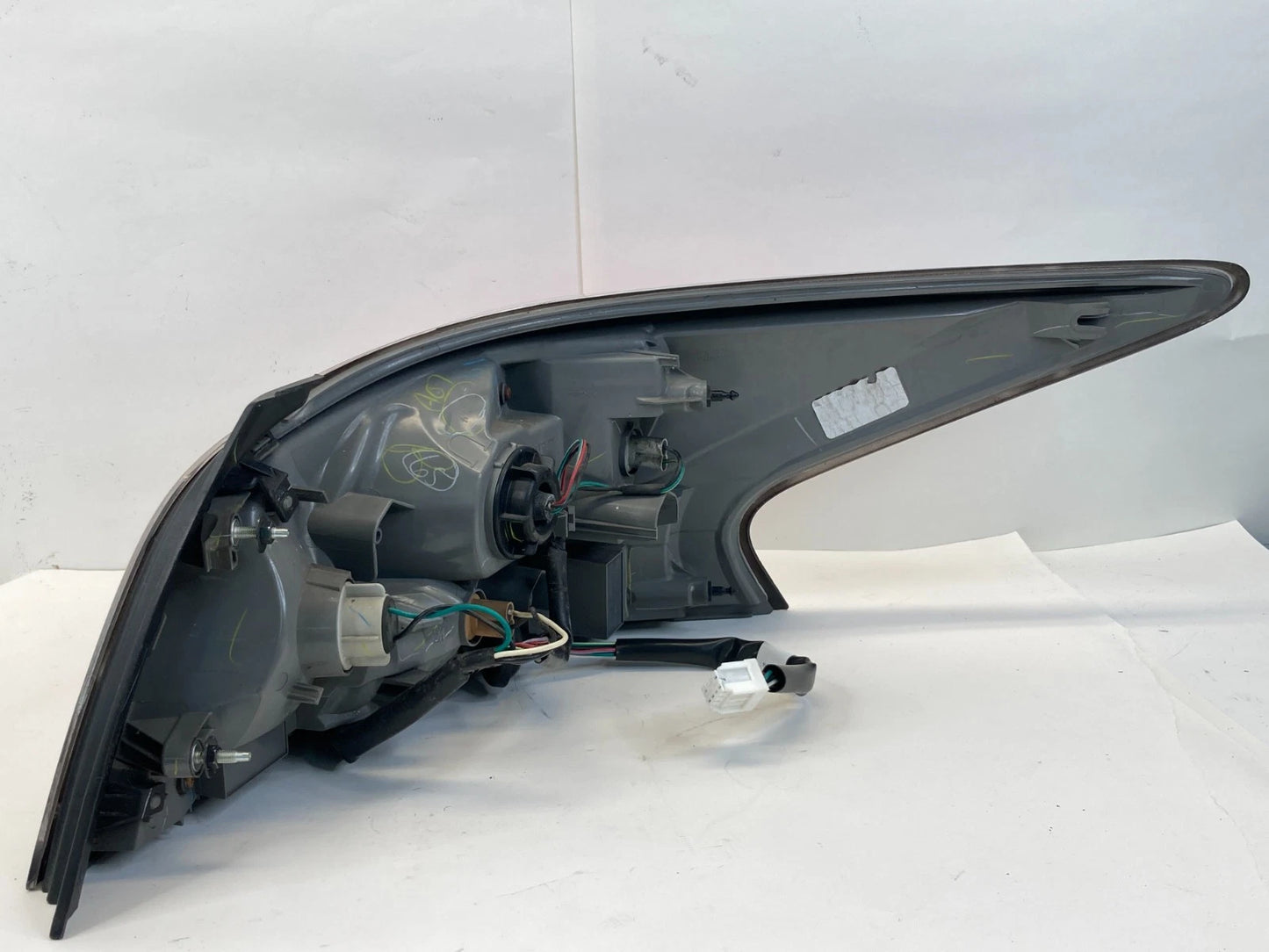 2013 2014 NISSAN ALTIMA SEDAN LEFT DRIVER SIDE TAILLIGHT TAIL LAMP OEM