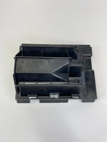 06-10 BMW 550I LCM HEAD LIGHT HEADLIGHT MODULE COVER BRACKET 6135911011301 OEM