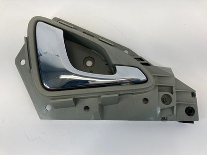 2005-2010 Honda Odyssey Front Right Side Interior Door Handle Assembly K62-25311