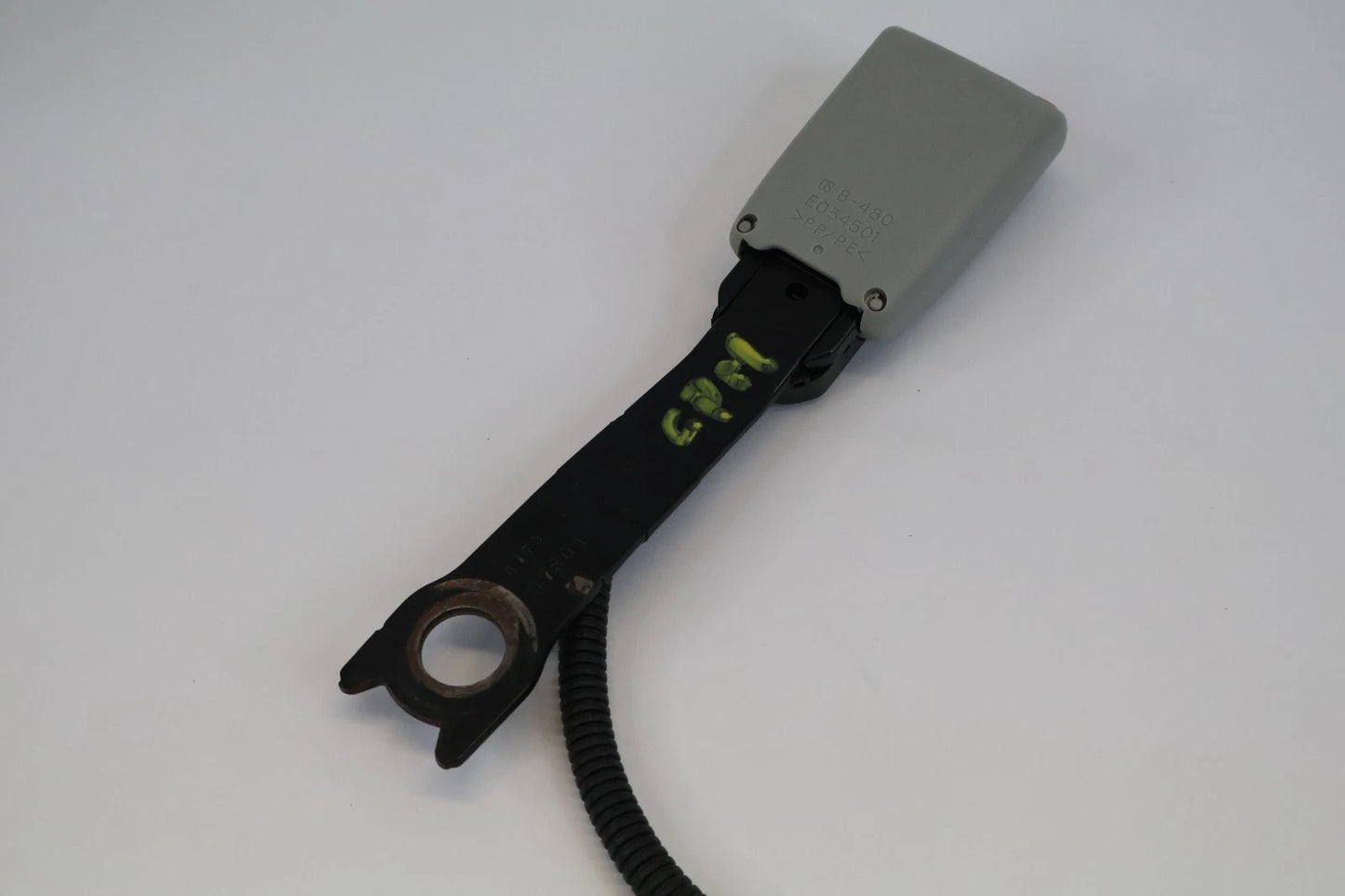 2010-2015 TOYOTA PRIUS FRONT RIGHT PASSENGER SIDE SEAT BELT BUCKLE E034501 OEM