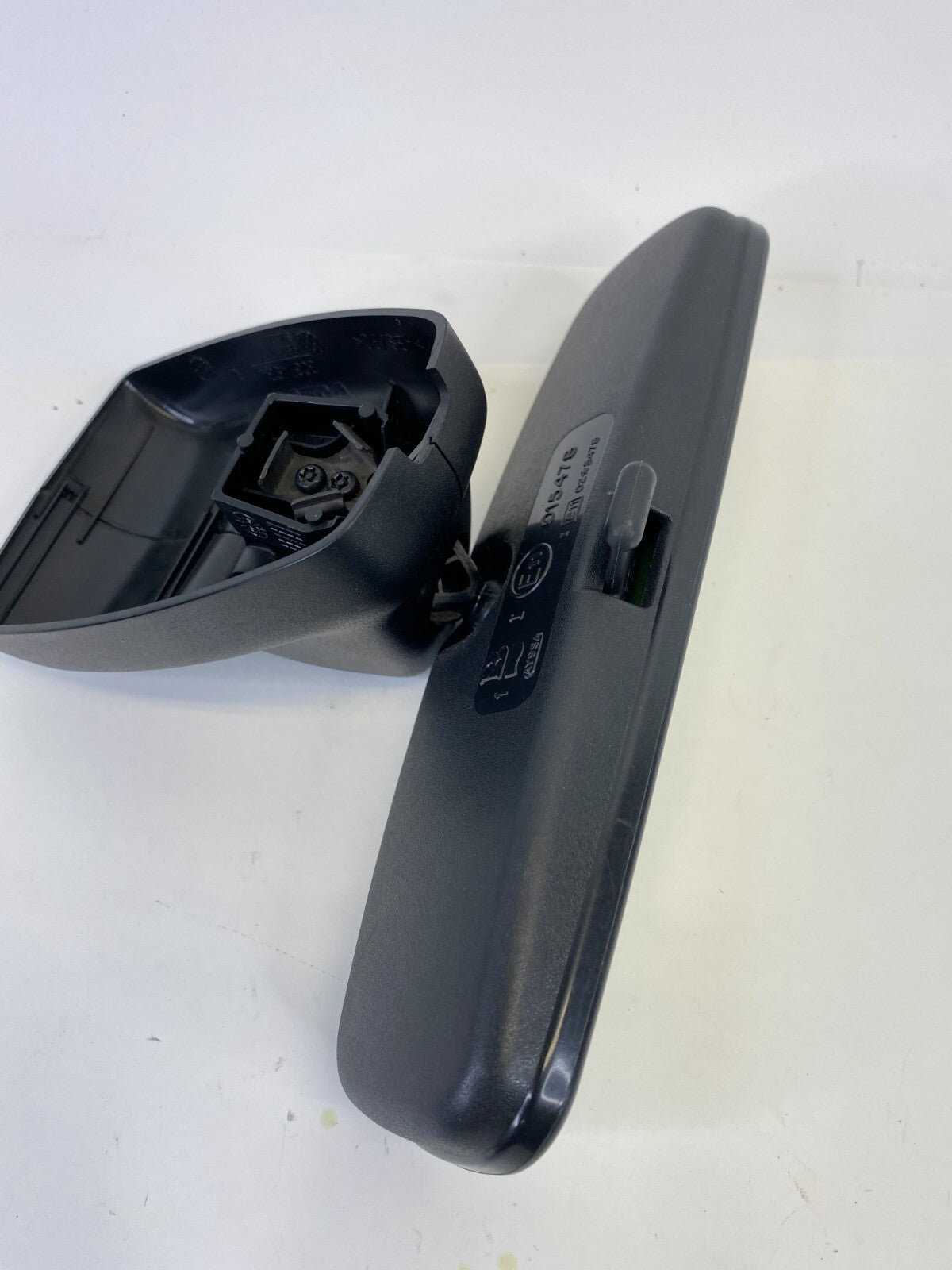 2004-2007 Volvo S40 Rear View Interior Mirror Assembly E11015478 OEM