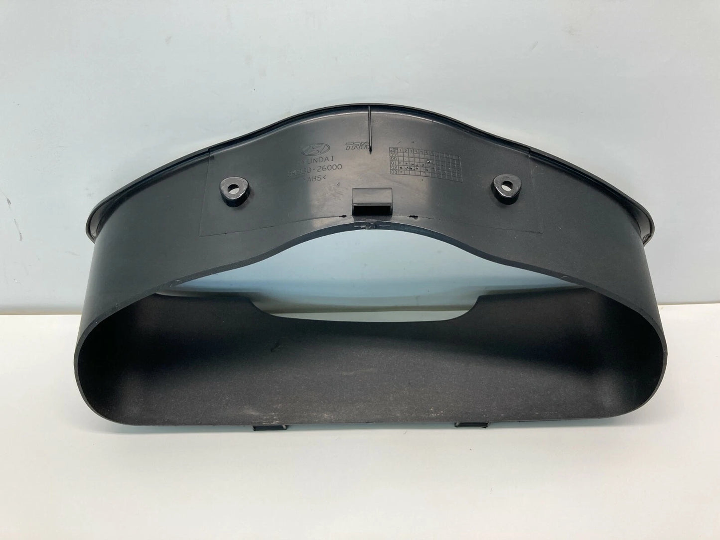 2001-2004 HYUNDAI SANTA FE SPEEDOMETER INSTRUMENT CLUSTER DASH BEZEL TRIM OEM