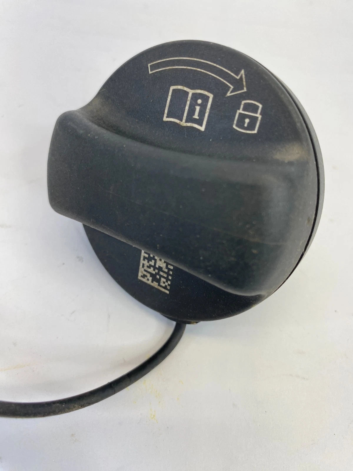 2009-2011 BMW 328I XDRIVE 07-11 BMW 328I SEDAN FUEL FILLER GAS CAP COVER LID