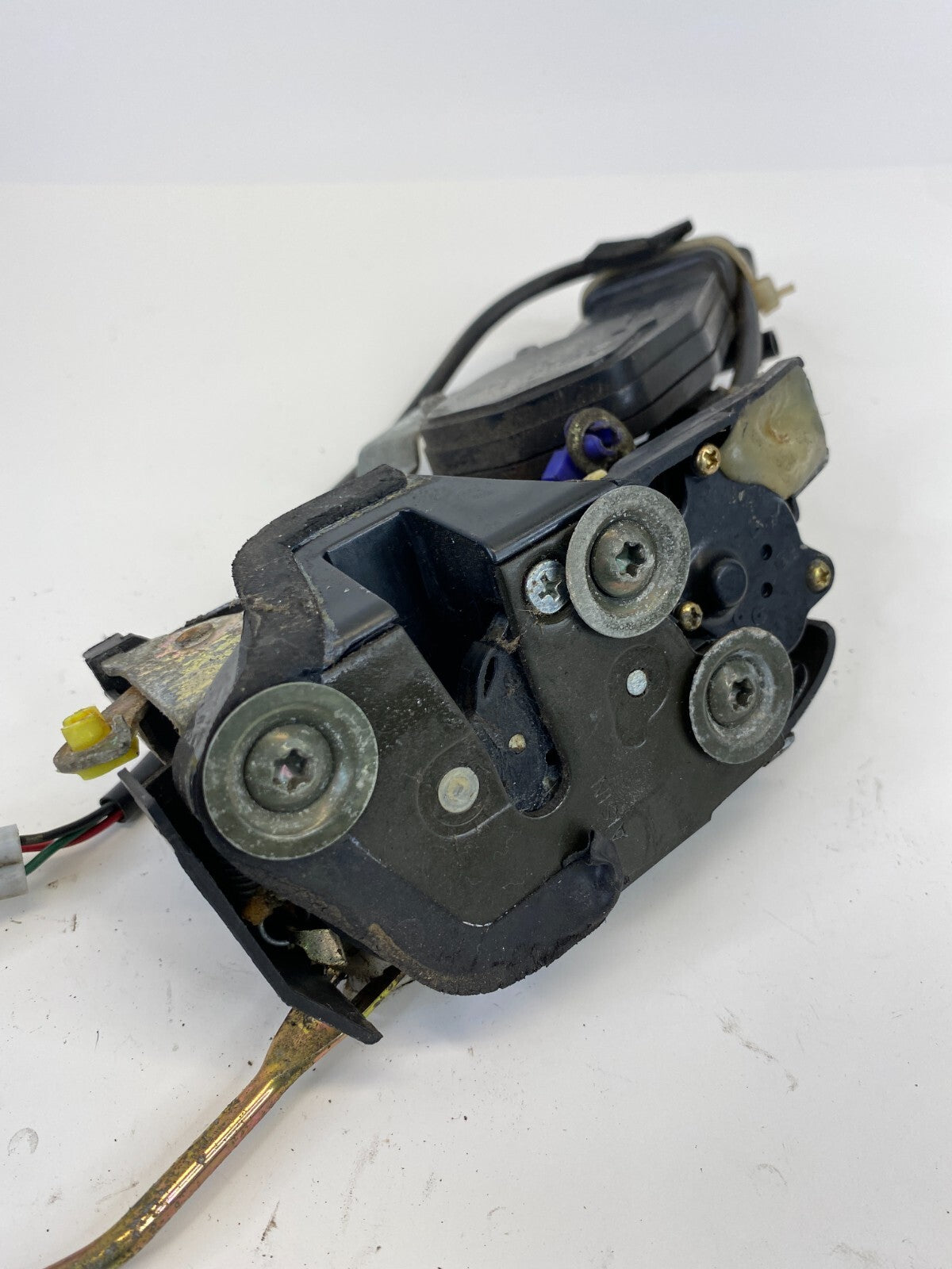 2003-2006 Suzuki XL-7 Front Left Driver Door Lock Latch Release Actuator OEM