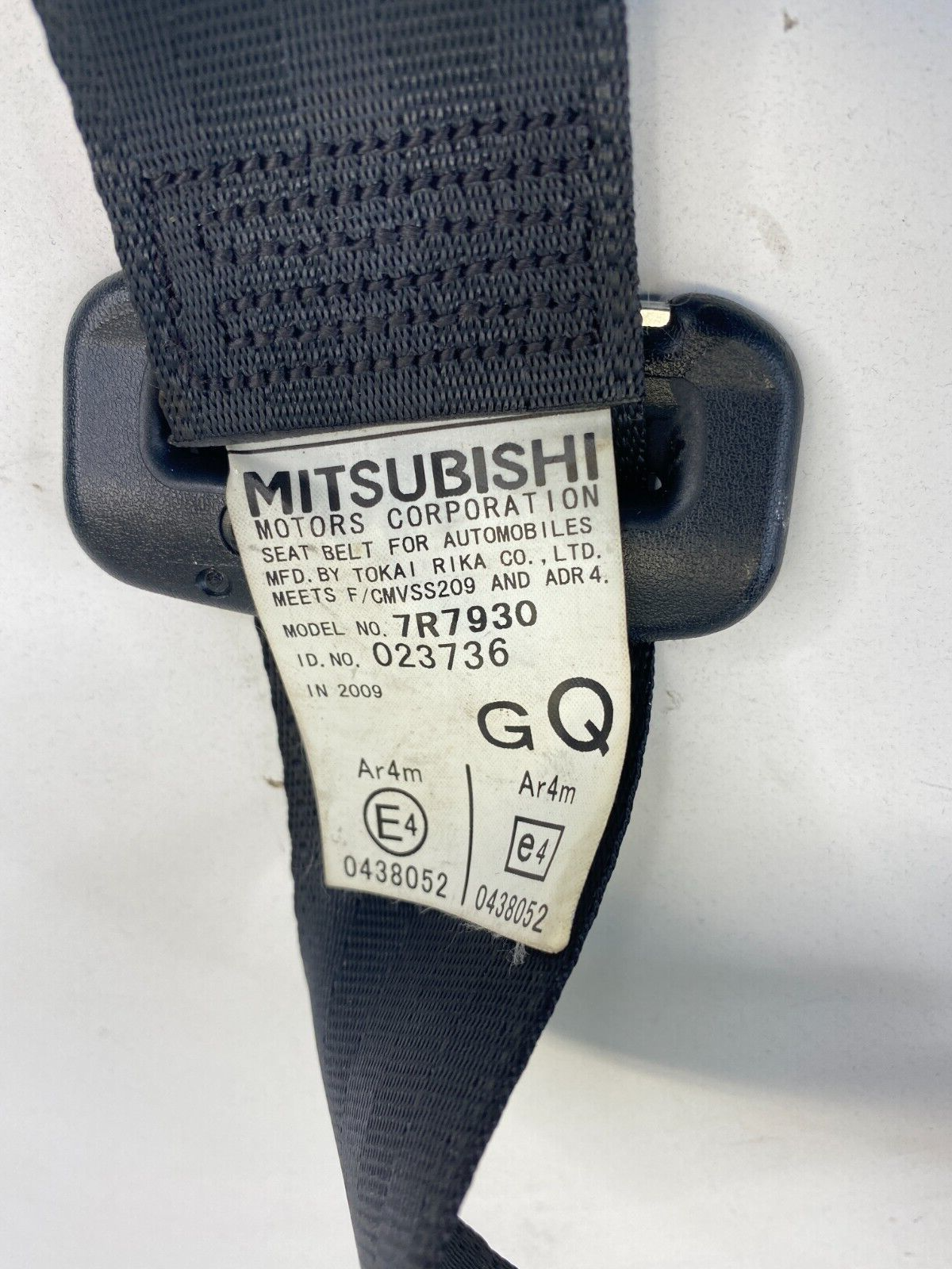 2010-2012 Mitsubishi Lancer Rear Left Seat Belt Seatbelt Retractor C085407 OEM