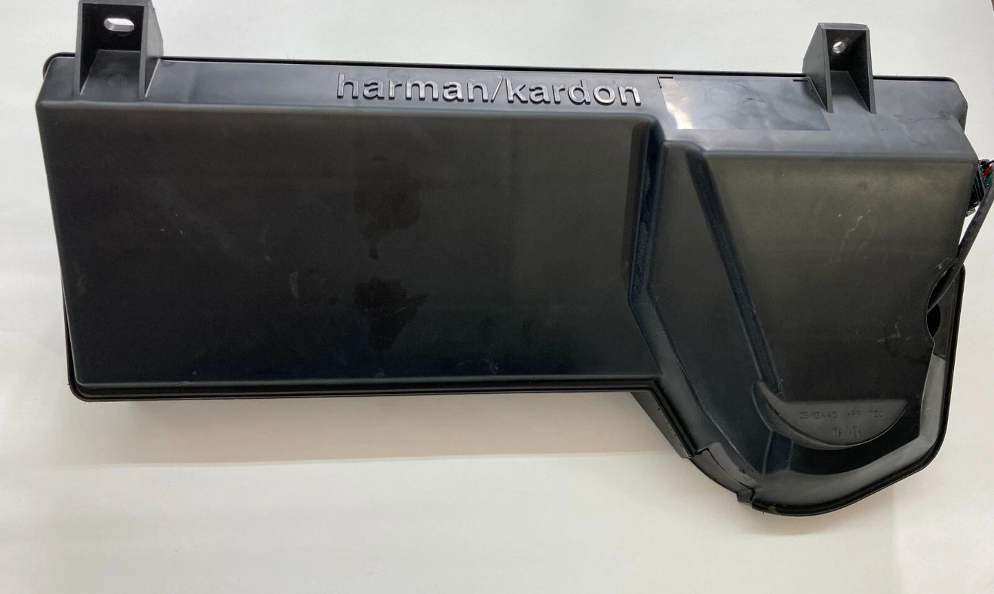 2006-2012 MERCEDES BENZ R350 BASS BOX SUBWOOFER LOUDSPEAKER A2518200002 OEM