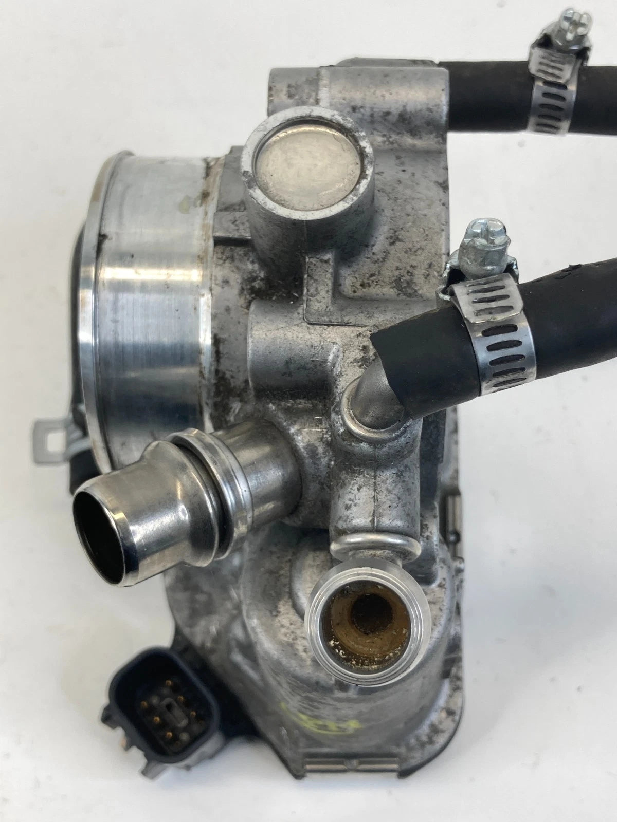 2011-2015 CHEVROLET CRUZE 1.8L L4 THROTTLE BODY VALVE ASSEMBLY 55561495 OEM