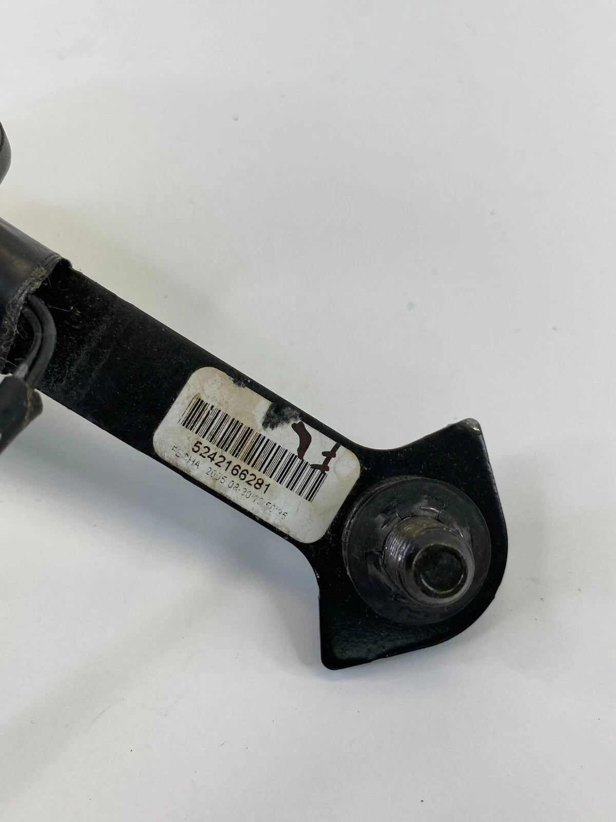 2005-2010 NISSAN XTERRA FRONT LEFT DRIVER SEAT BELT BUCKLE RECEPTACLE WIRE OEM