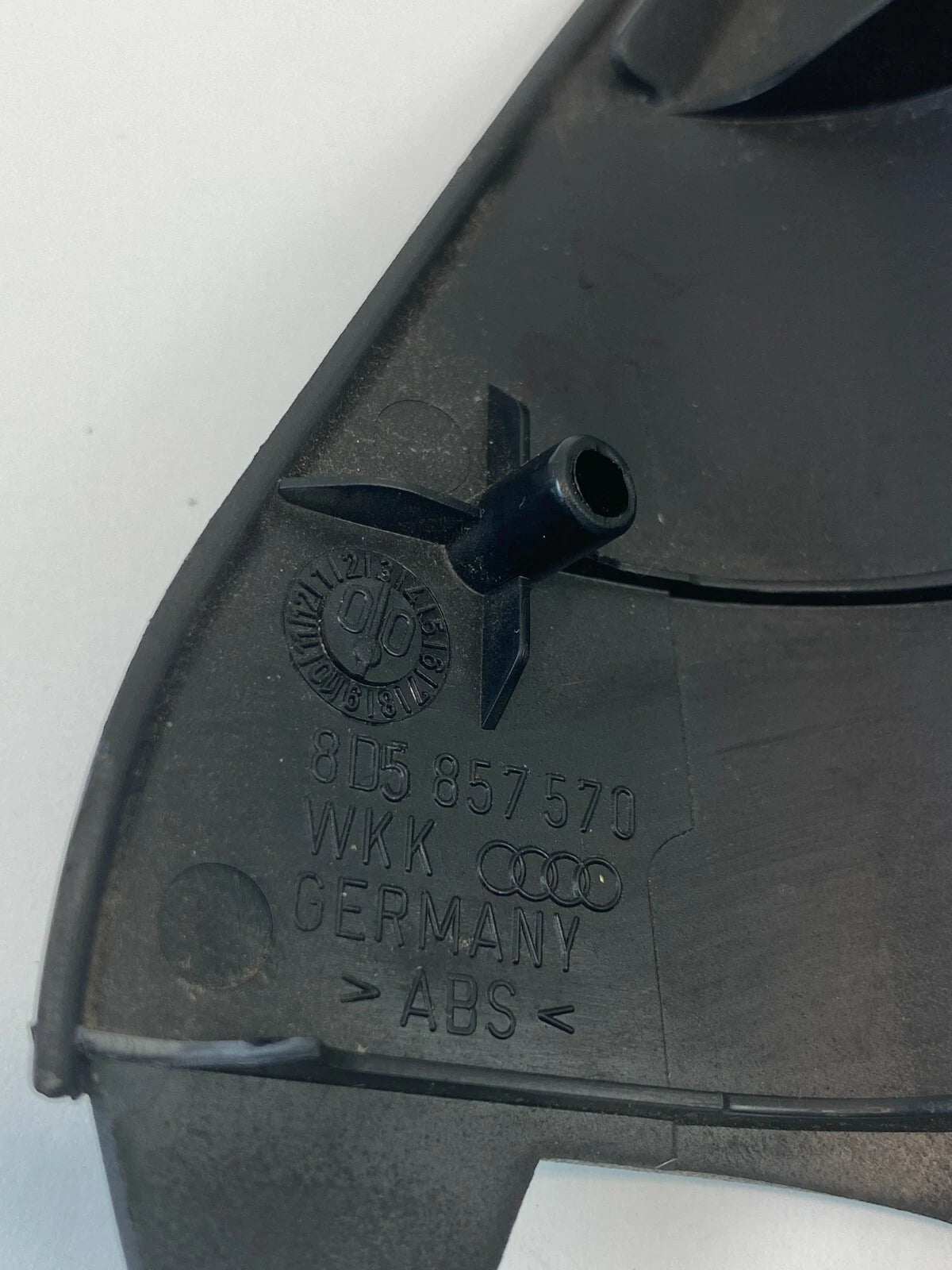 2000 2001 AUDI A4 SEDAN REAR PASSENGER RIGHT CORNER BEZEL TRIM 8D5857570 OEM