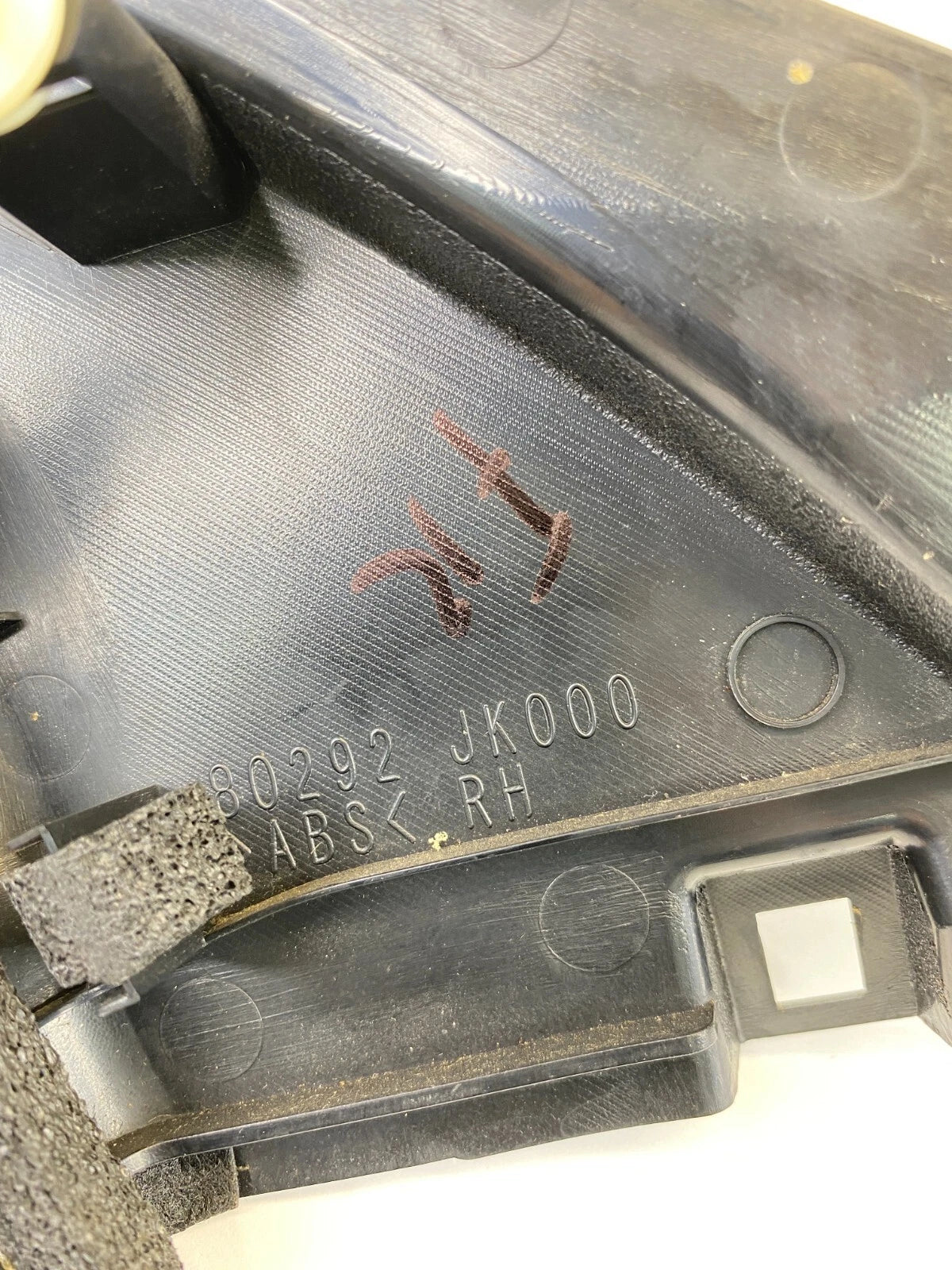 07 08 INFINITI G35 SEDAN FRONT RIGHT SIDE INNER CORNER MIRROR COVER 80292-JK000