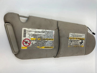 2001-2005 PONTIAC AZTEK FRONT RIGHT PASSENGER SIDE SUN VISOR SHADE W / MIRROR