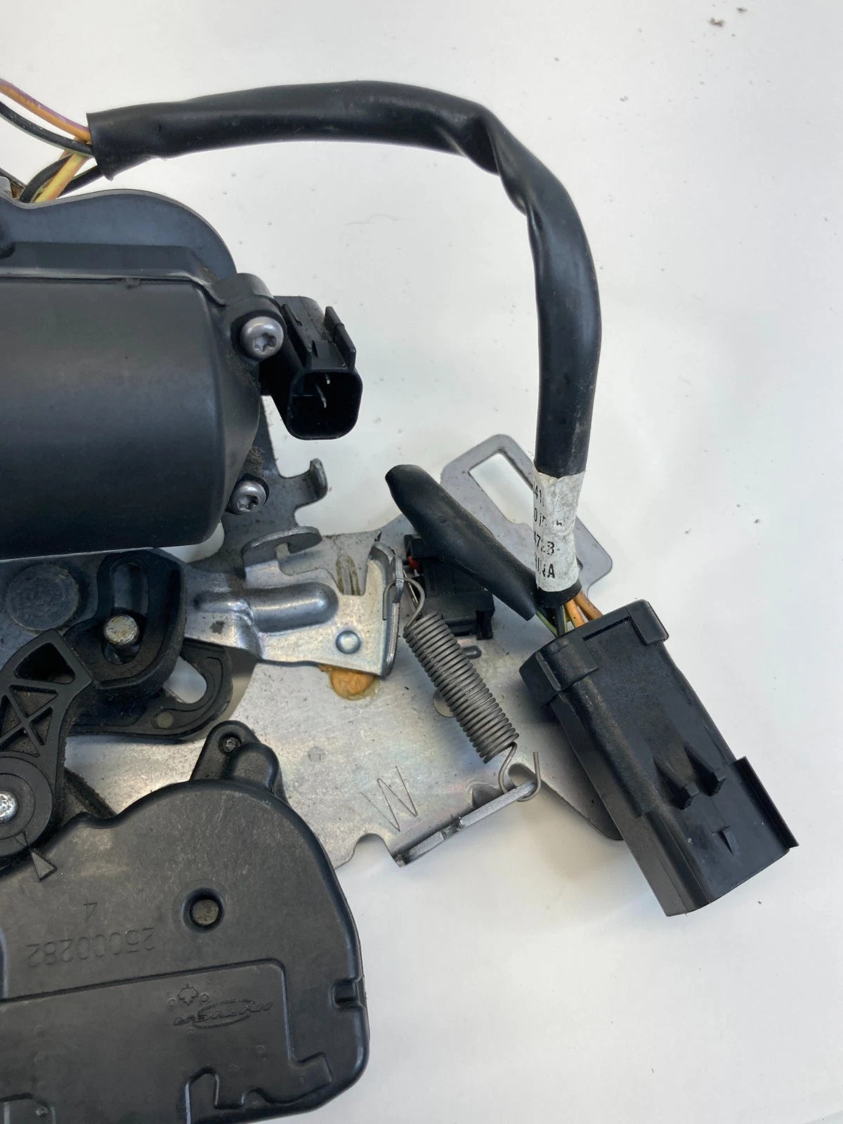 2008-2016 TOWN & COUNTRY REAR RIGHT SLIDING DOOR LATCH LOCK ACTUATOR W/ MOTOR