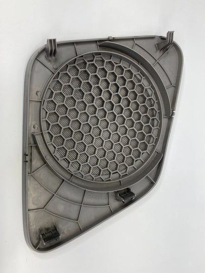 99-04 HONDA ODYSSEY FRONT RIGHT SIDE DOOR SPEAKER GRILLE COVER TRIM 83503-S0X