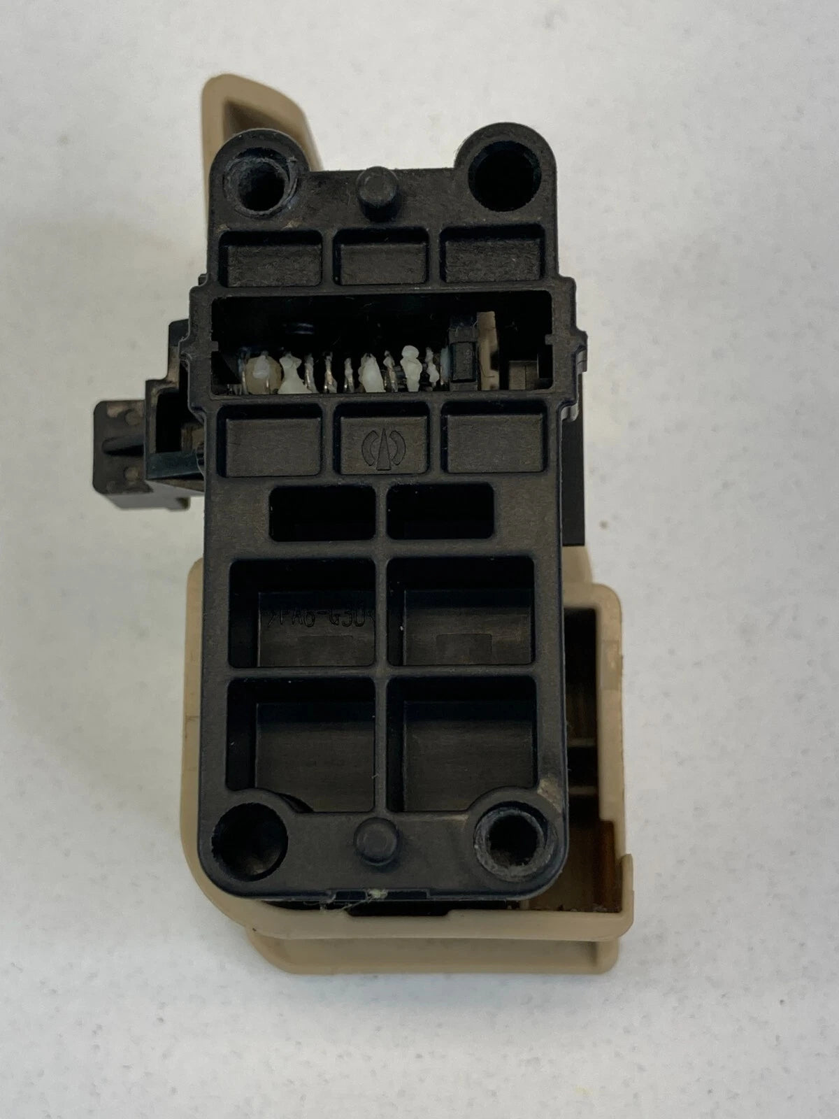 2006 2007 2008 LEXUS IS250 IS350 SEDAN GLOVE BOX LATCH HANDLE LOCK OEM