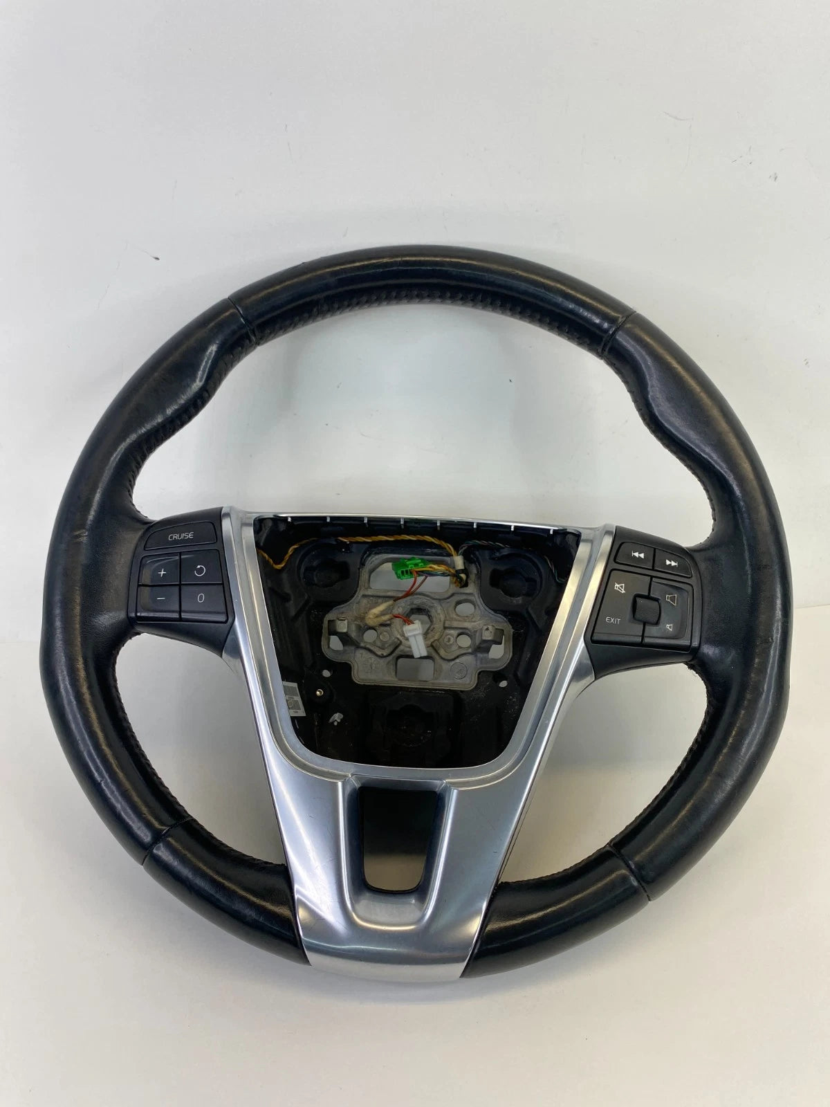 11 12 13 14 15 16 17 18 VOLVO S60 STEERING WHEEL W/ CRUISE CONTROLS 31250592 OEM