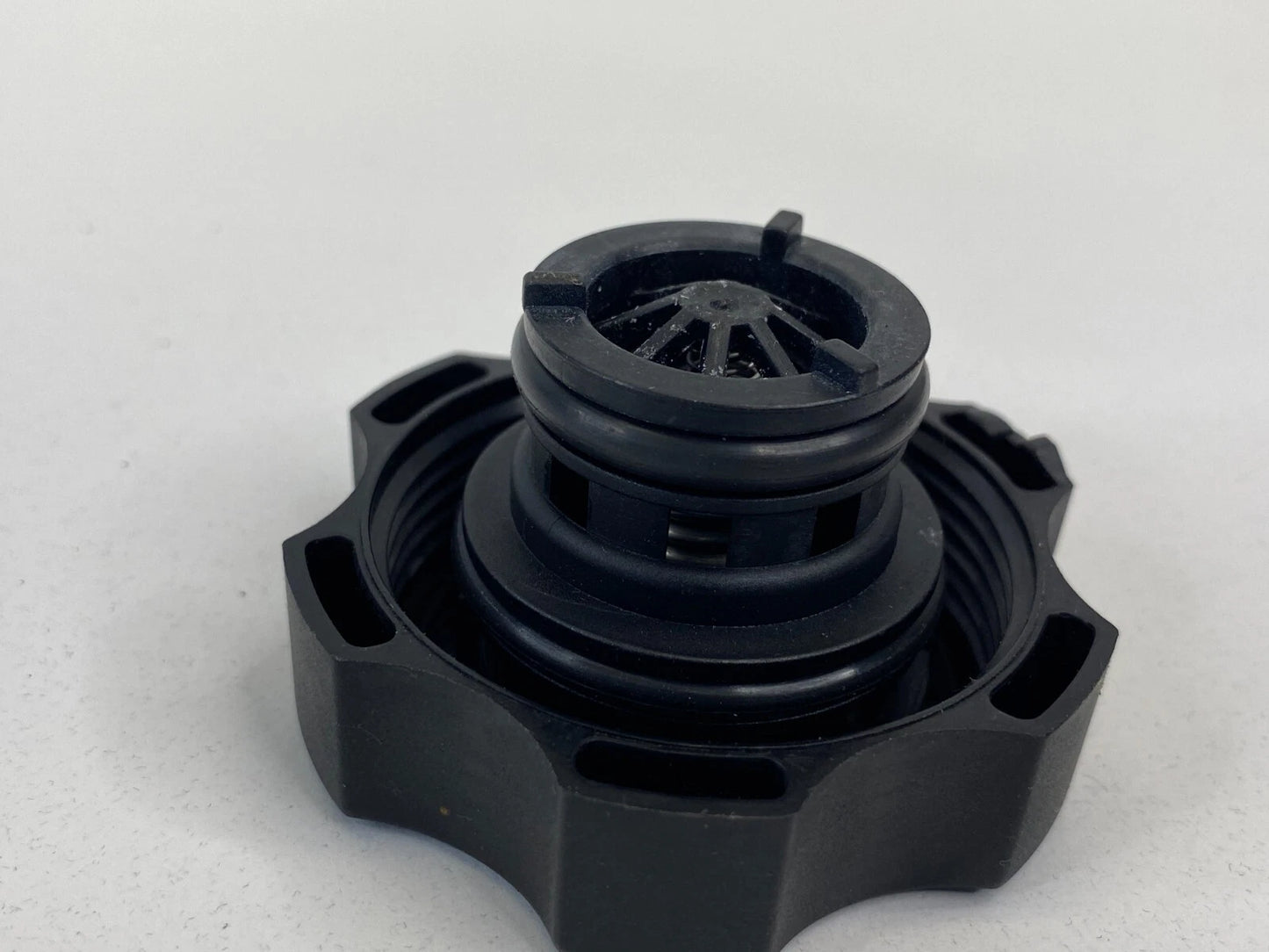 2012 2013 CHEVROLET IMPALA RADIATOR COOLANT EXPANSION OVERFLOW RESERVOIR CAP LID